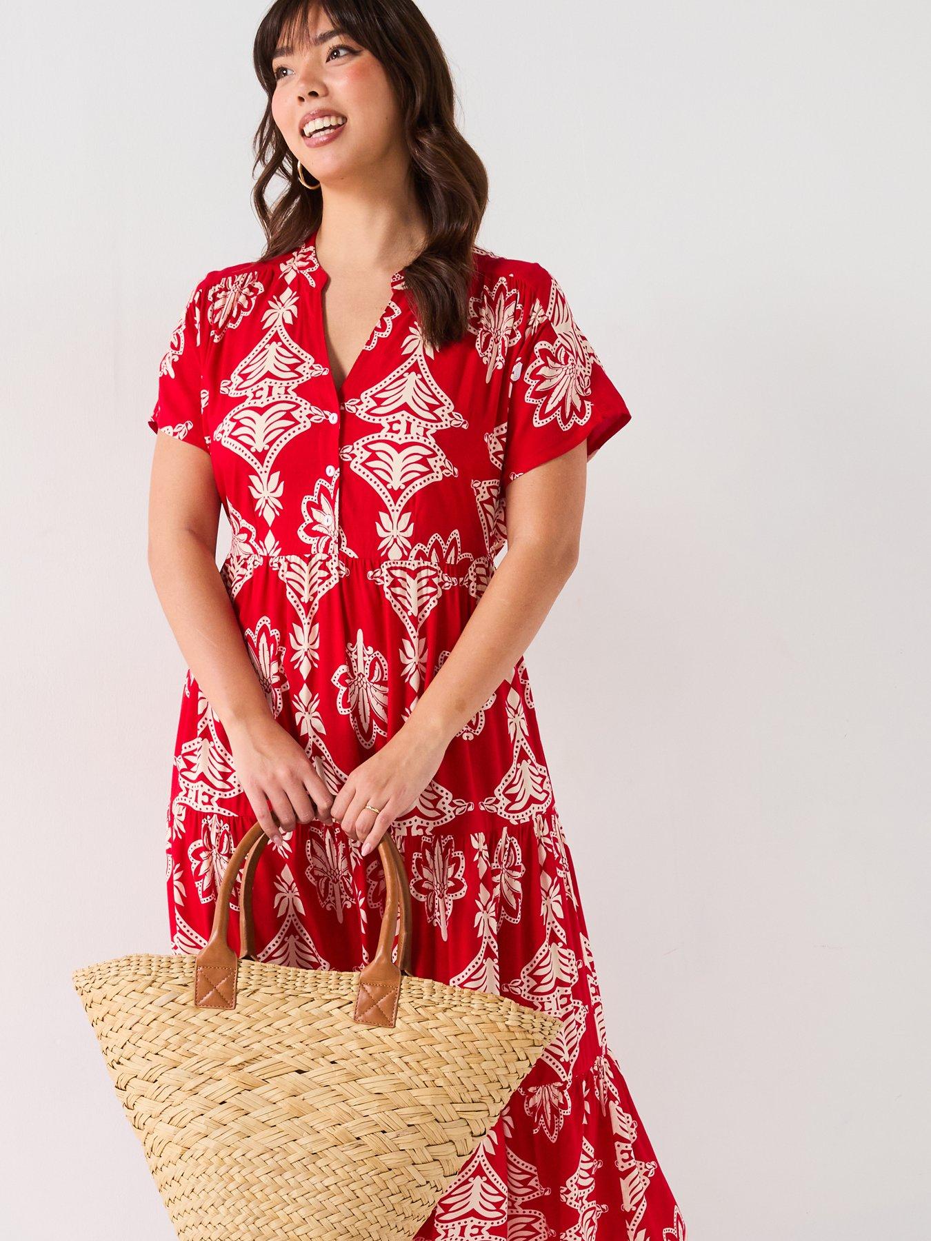 Image 4 of 6 of V by Very Curve Printed Tiered Midaxi Dress