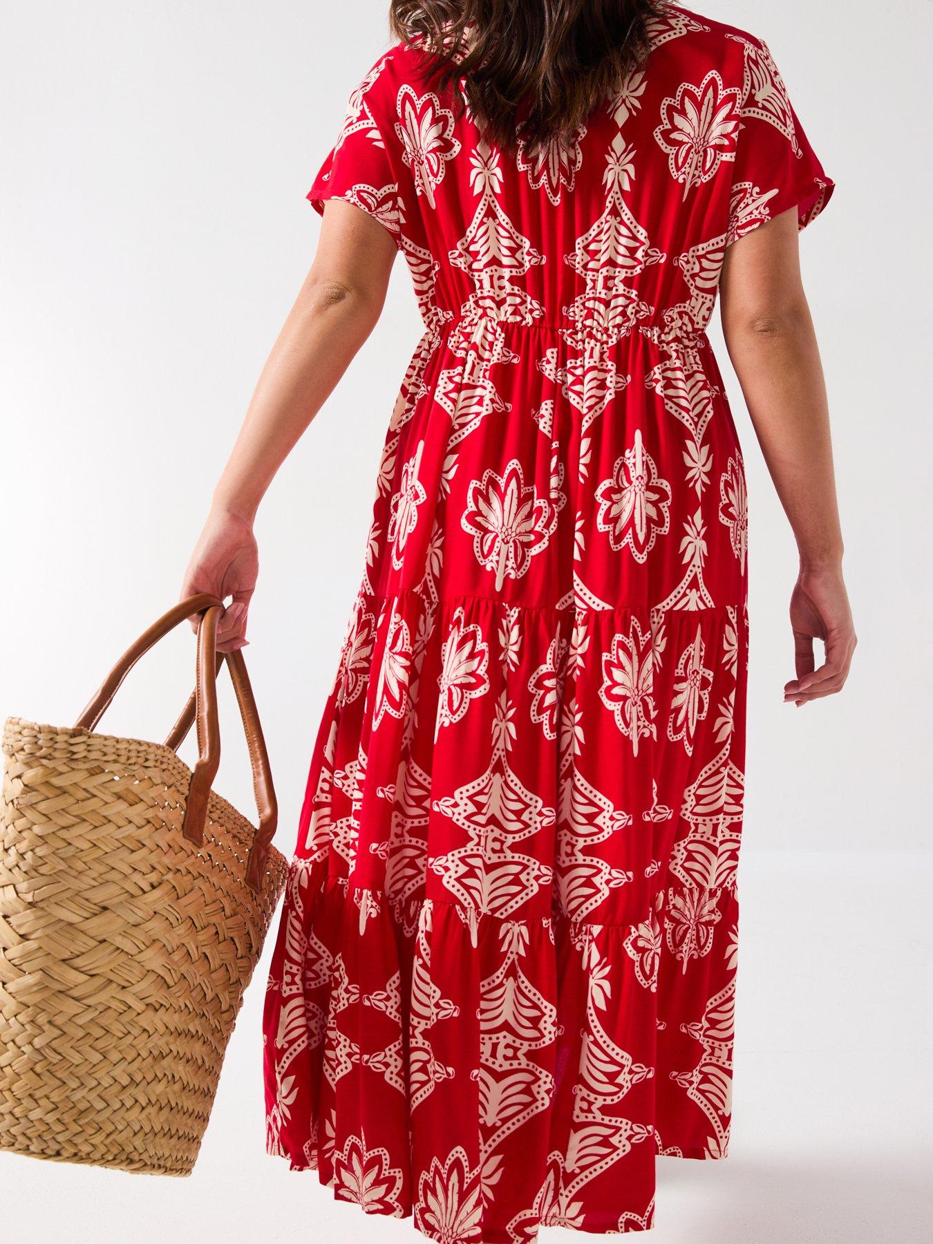 Image 5 of 6 of V by Very Curve Printed Tiered Midaxi Dress