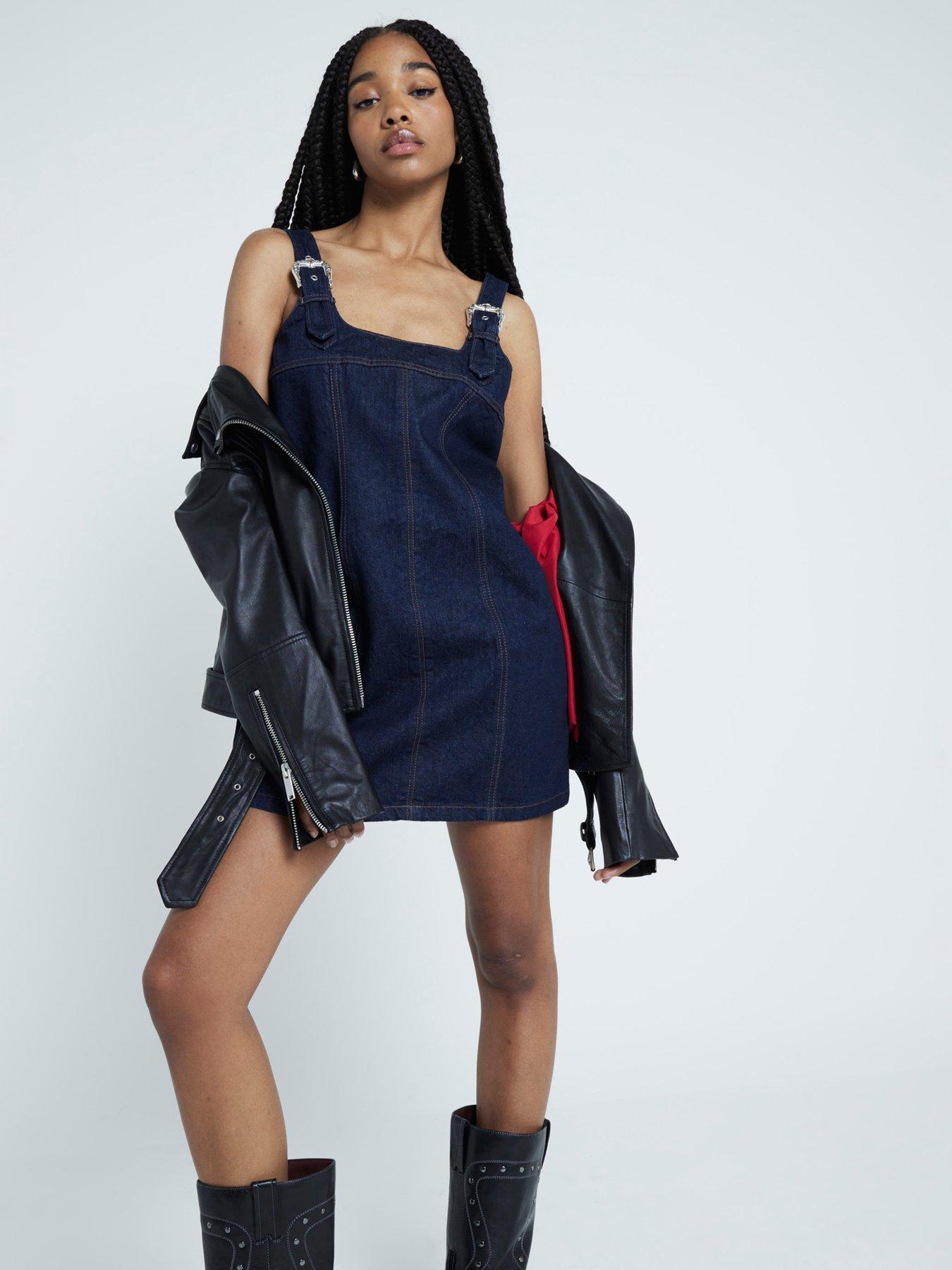 Short pinafore clearance