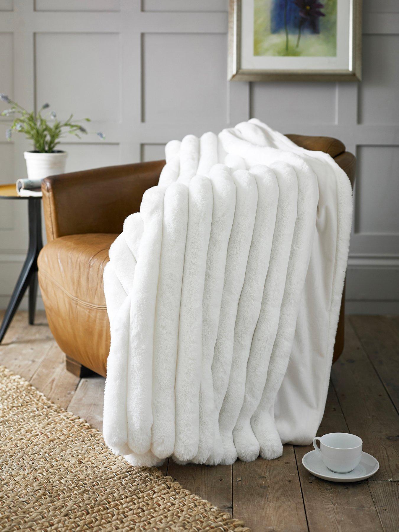 Product photograph of Deyongs Balmoral Faux Fur Throw from very.co.uk