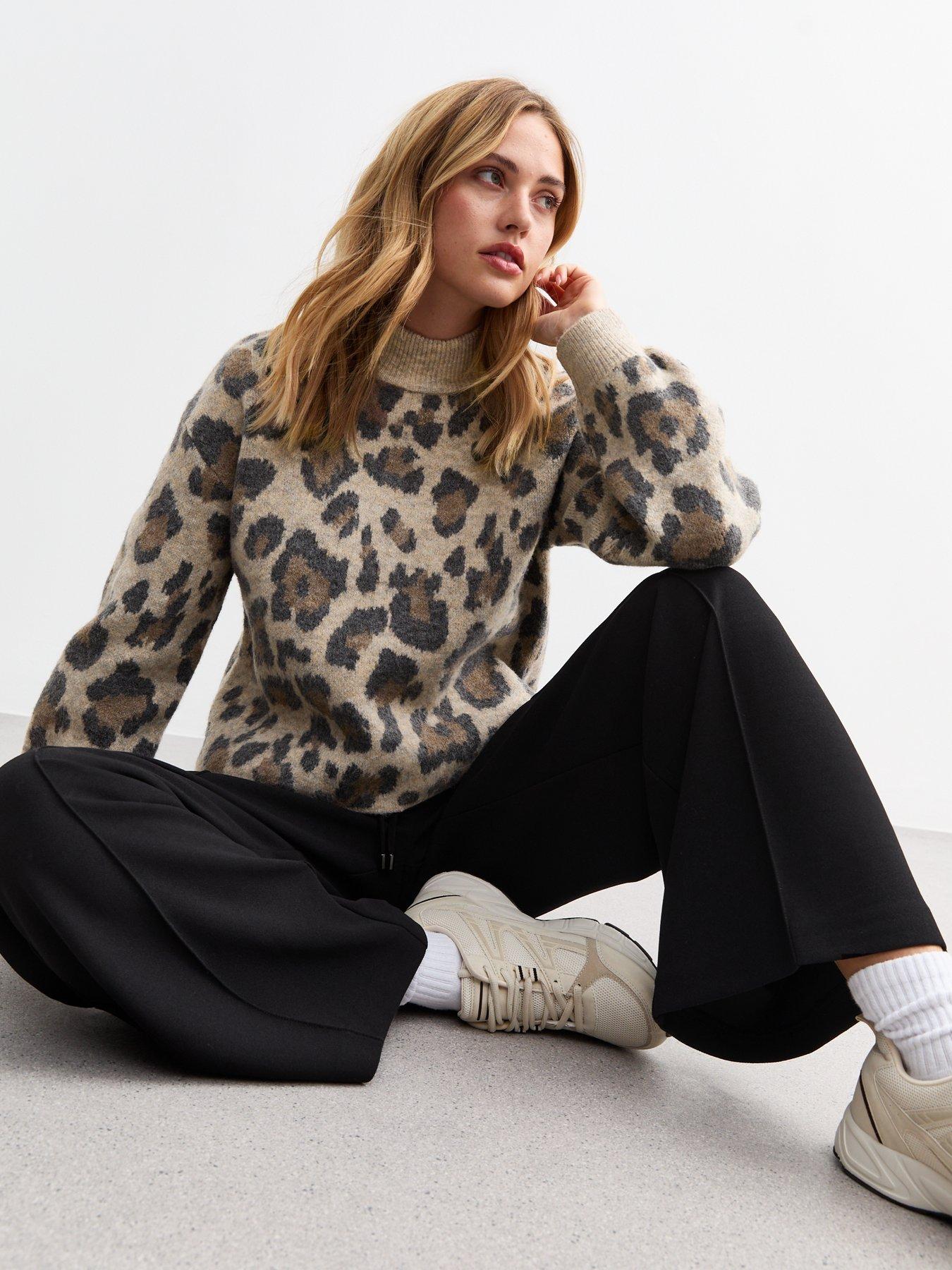 undefined Knit Leopard Print Jumper - Brown