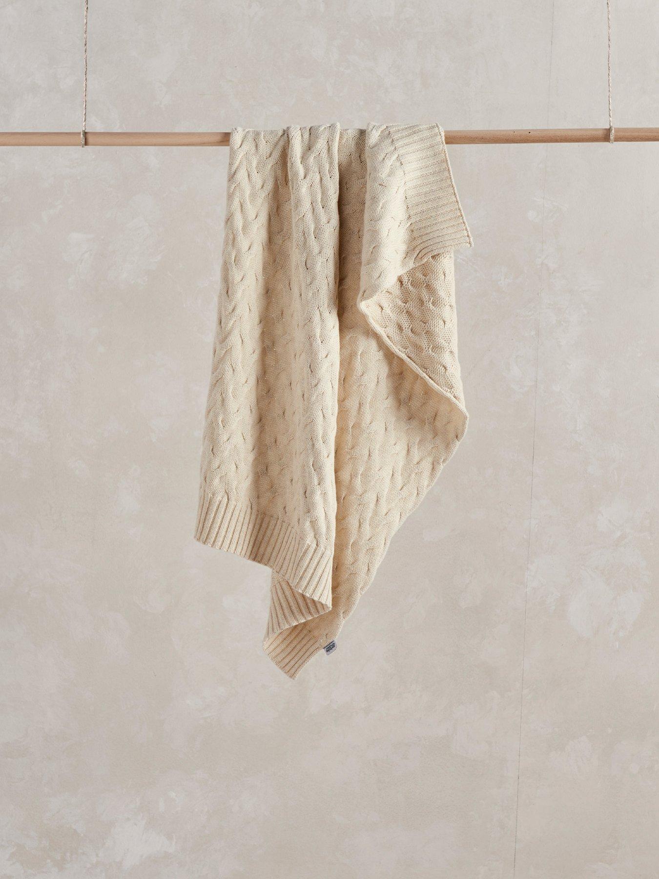 undefined Cable Knitted Blanket - Welcome To The World Duckling