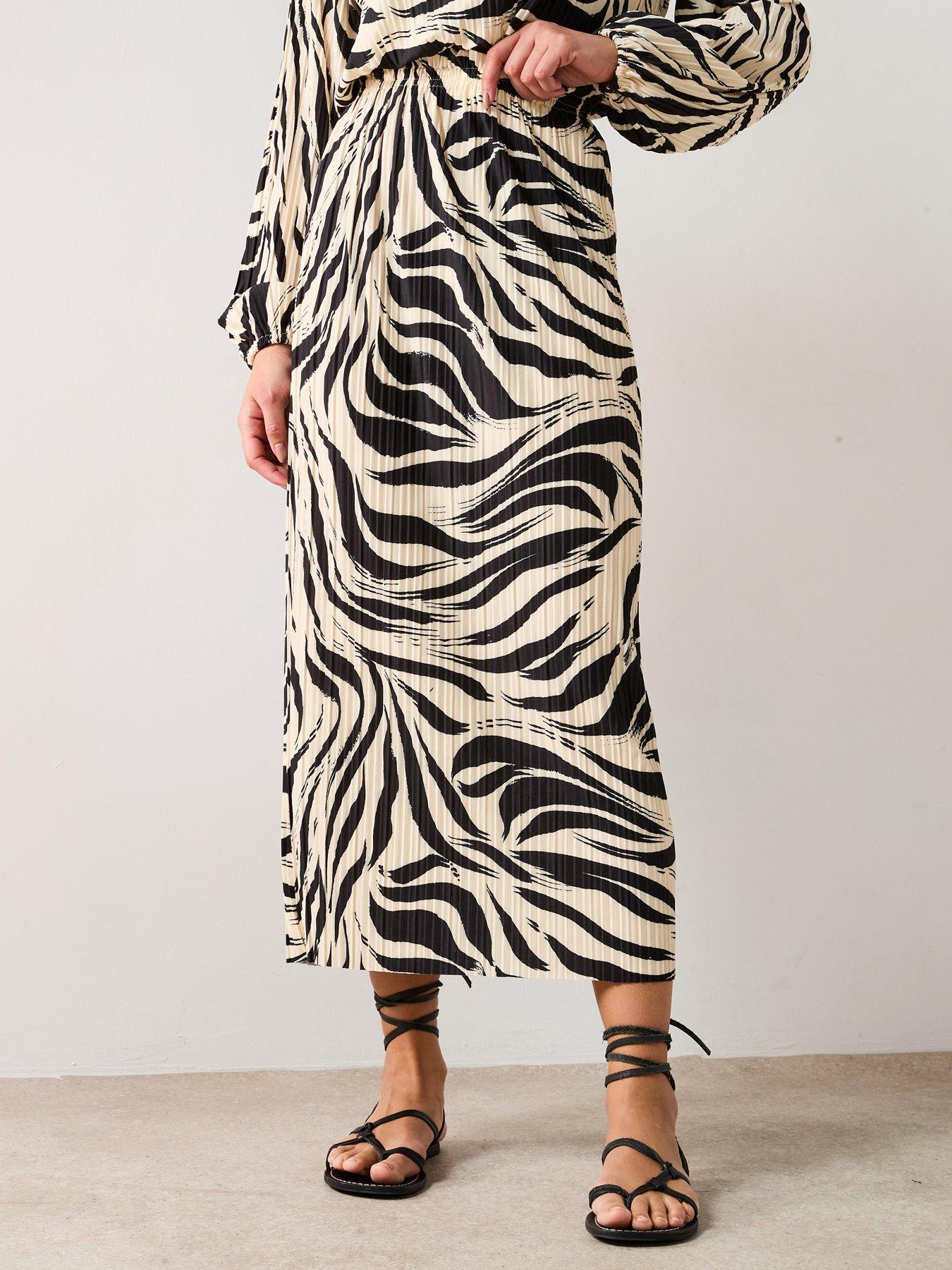 undefined Printed Co-Ord Skirt - Black/Cream