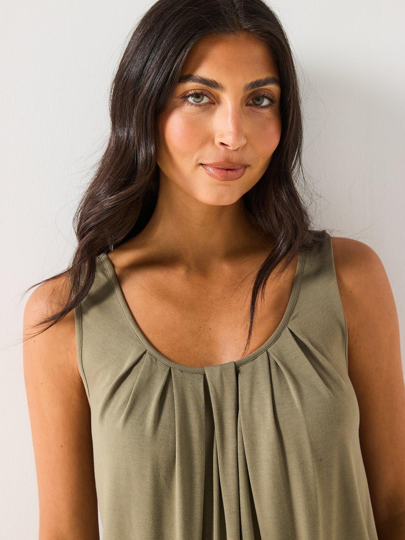 Image 4 of 6 of Everyday Bubble Hem Vest Top