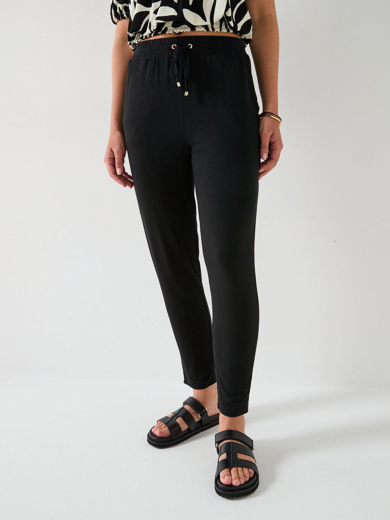 undefined Tapered Leg Trousers - Black
