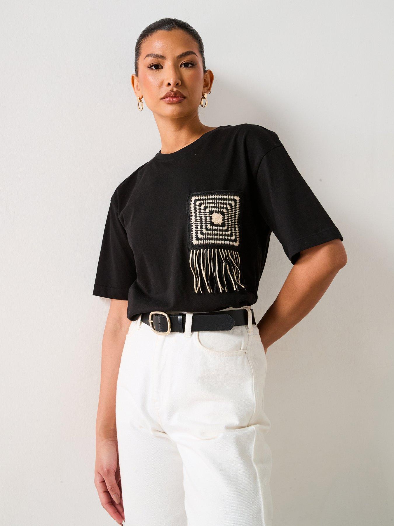 undefined Crochet Pocket T-Shirt - Black