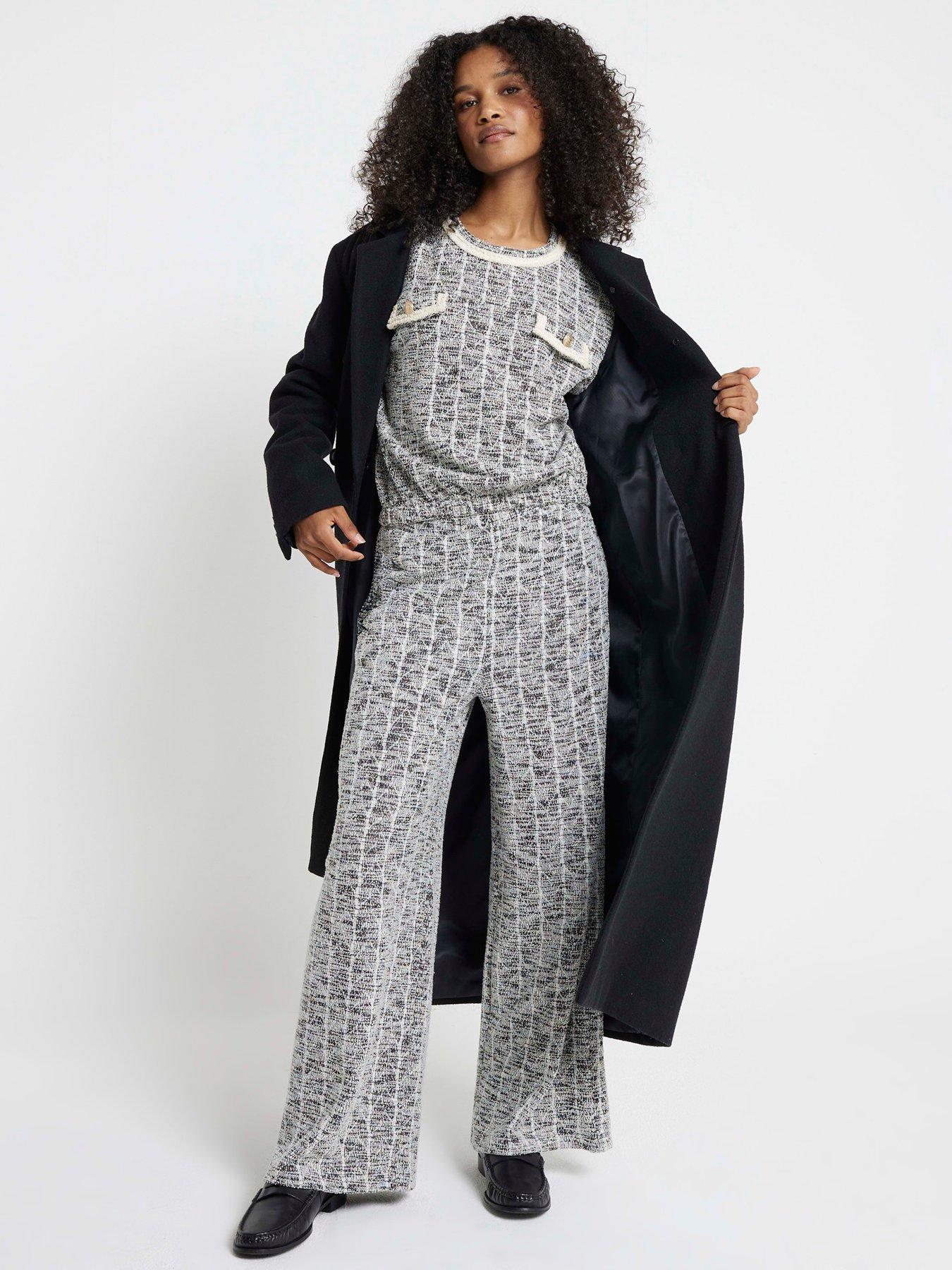 undefined Boucle Button Sweatshirt - Black
