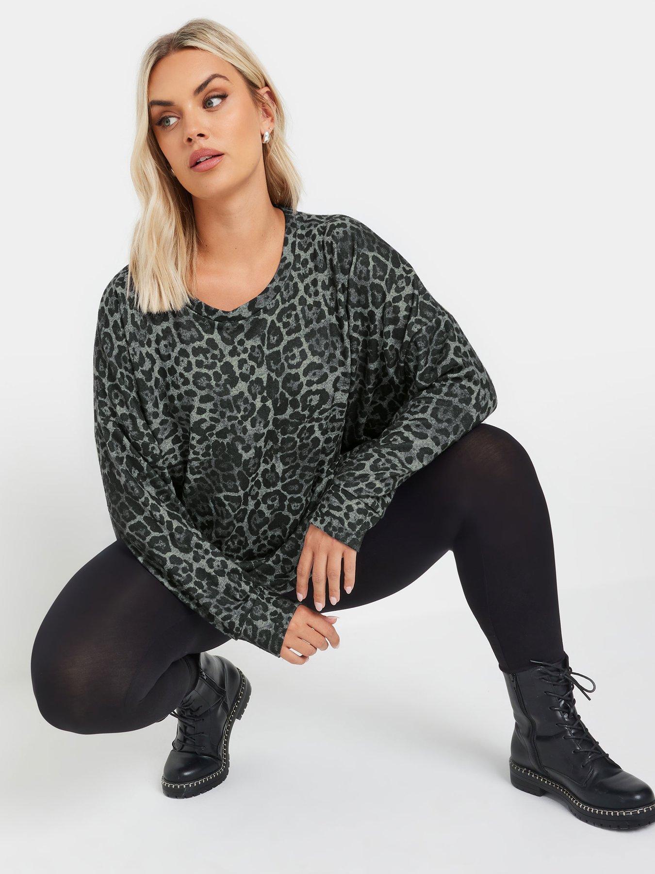 Image 3 of 4 of Yours Curve Leopard Lounge Jumper