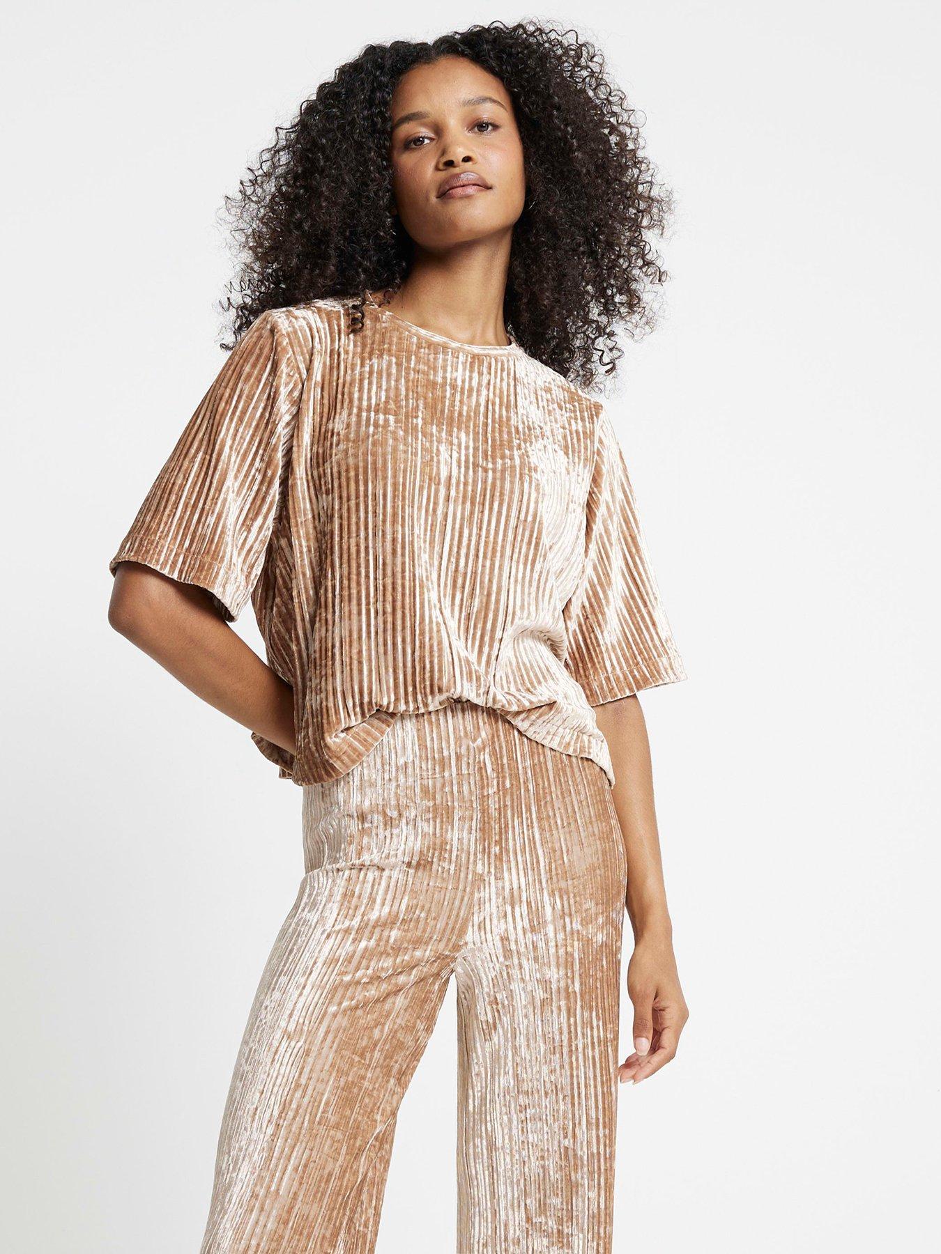 undefined Velvet Plisse T-Shirt - Cream