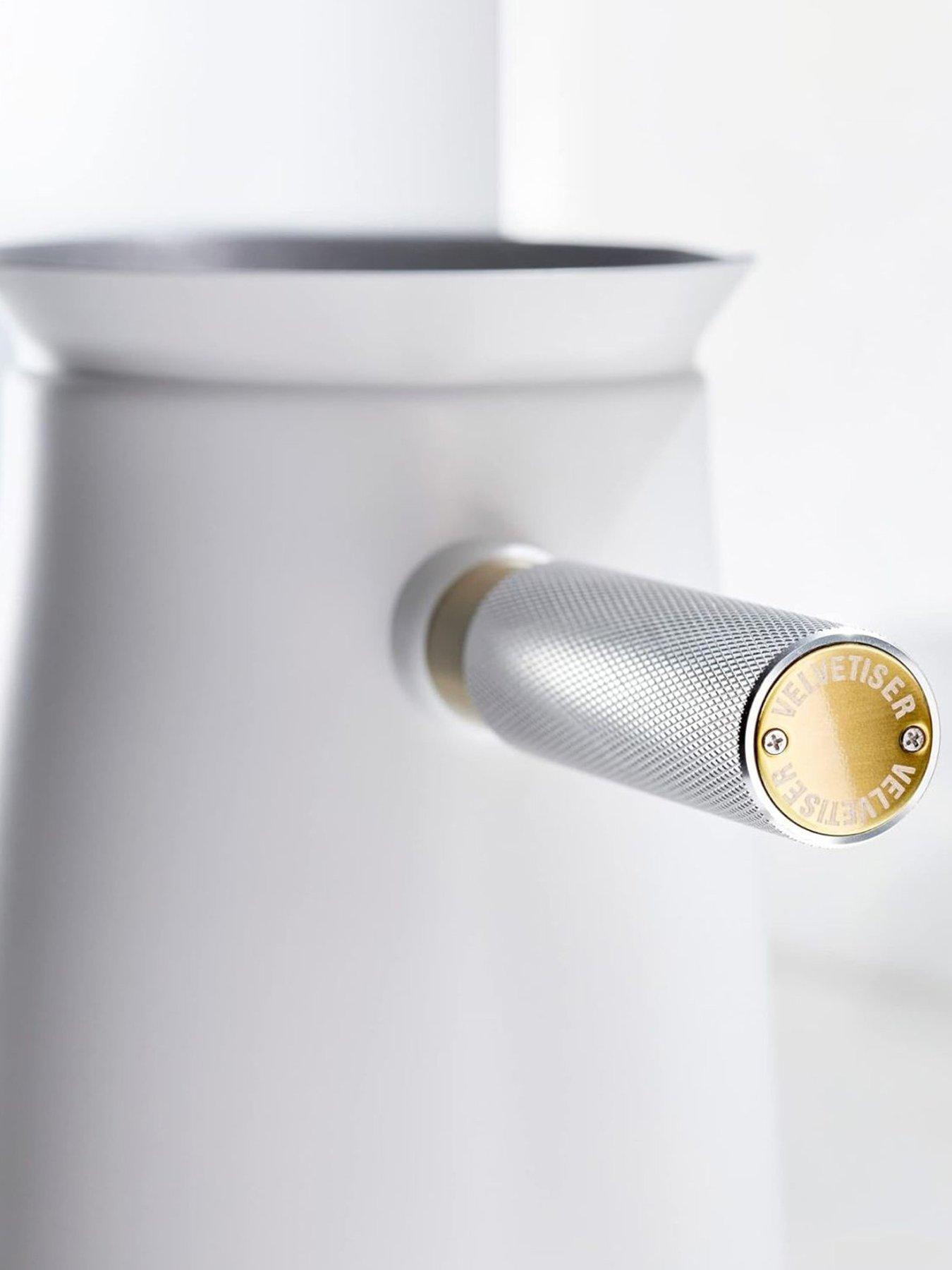 Hotel Chocolat VELVETISER 限定WHITE 新品・未使用 Hotel Chocolat Velvetiser & 2x Podcups, White