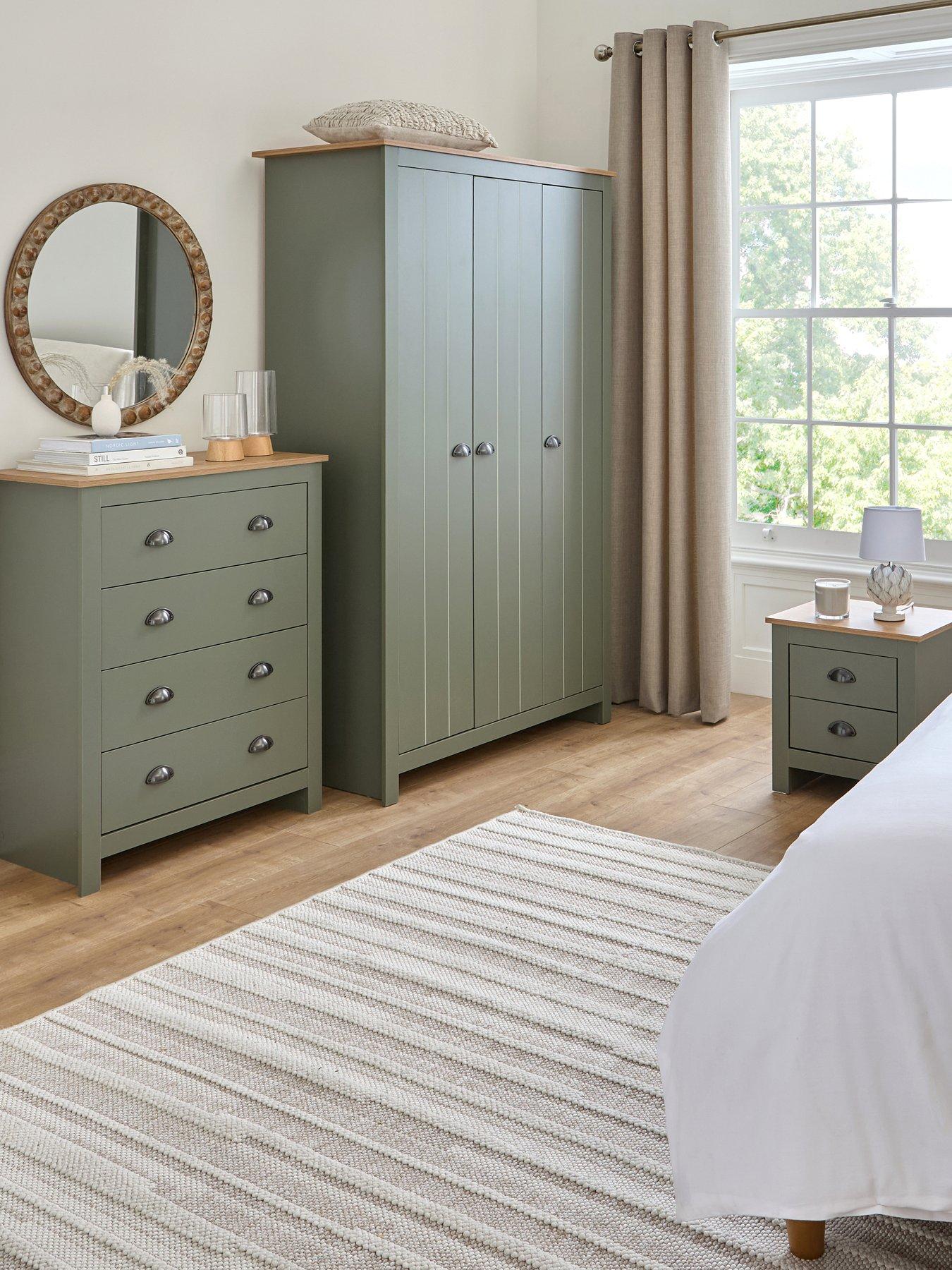 undefined Atlanta 3 Piece Bedroom Furniture Set- 3 Door Wardrobe, 4 Drawer Chest and 2 Drawer Bedside Table - Green/Oak