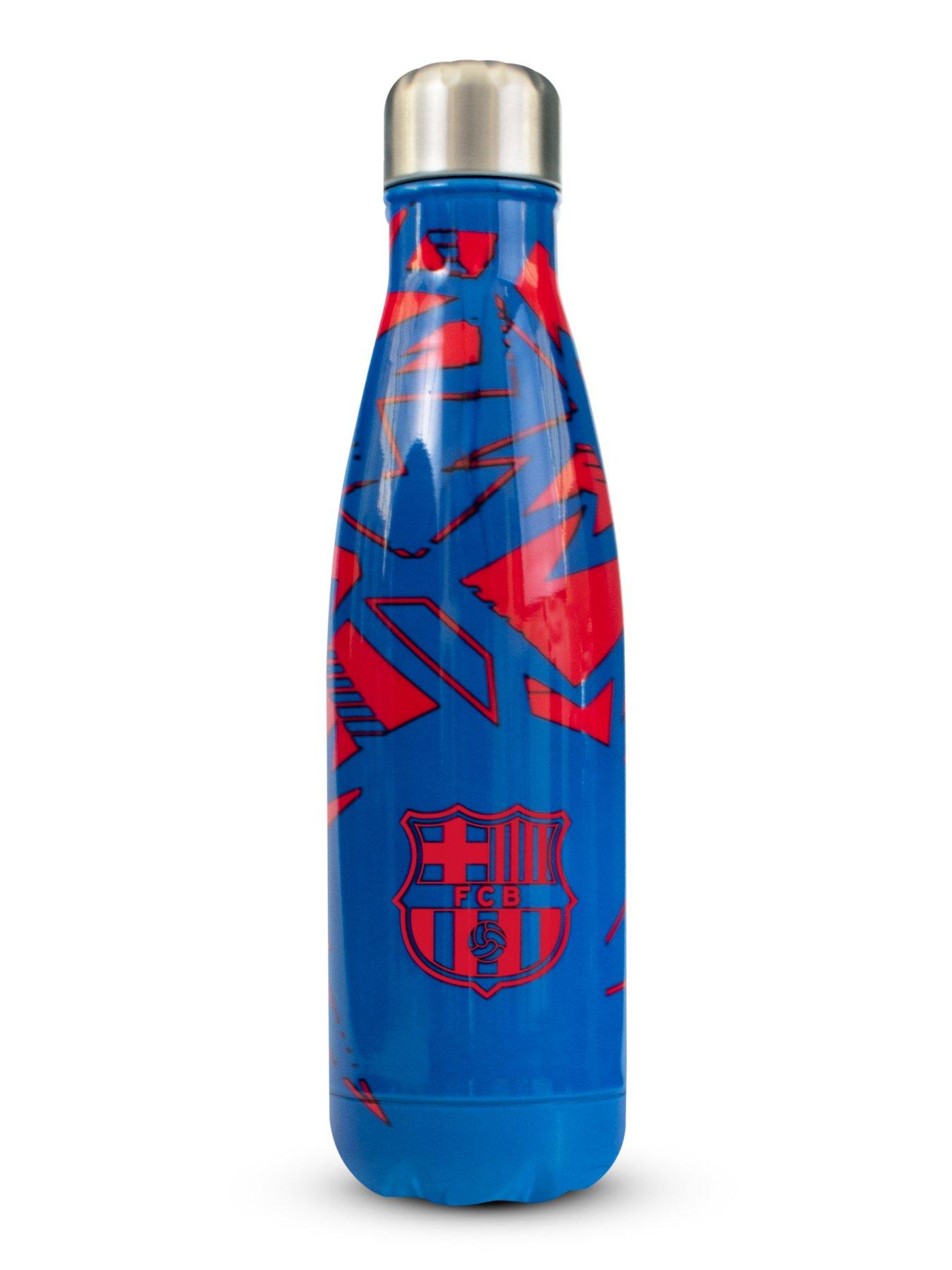 Image 3 of 6 of undefined Football Bundle: Size 5 Metallic Signature Football, 500ml Stainless Steel Vacuum Flask & Large Backpack