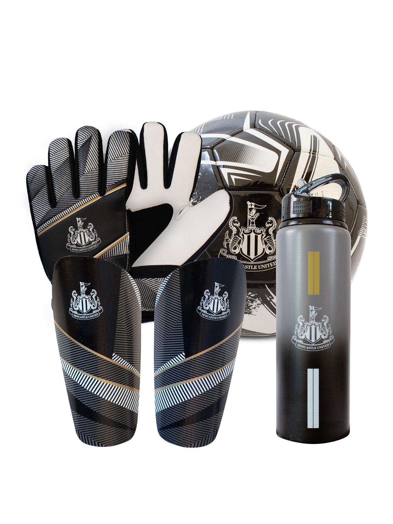Football equipment | Sports & leisure | Very