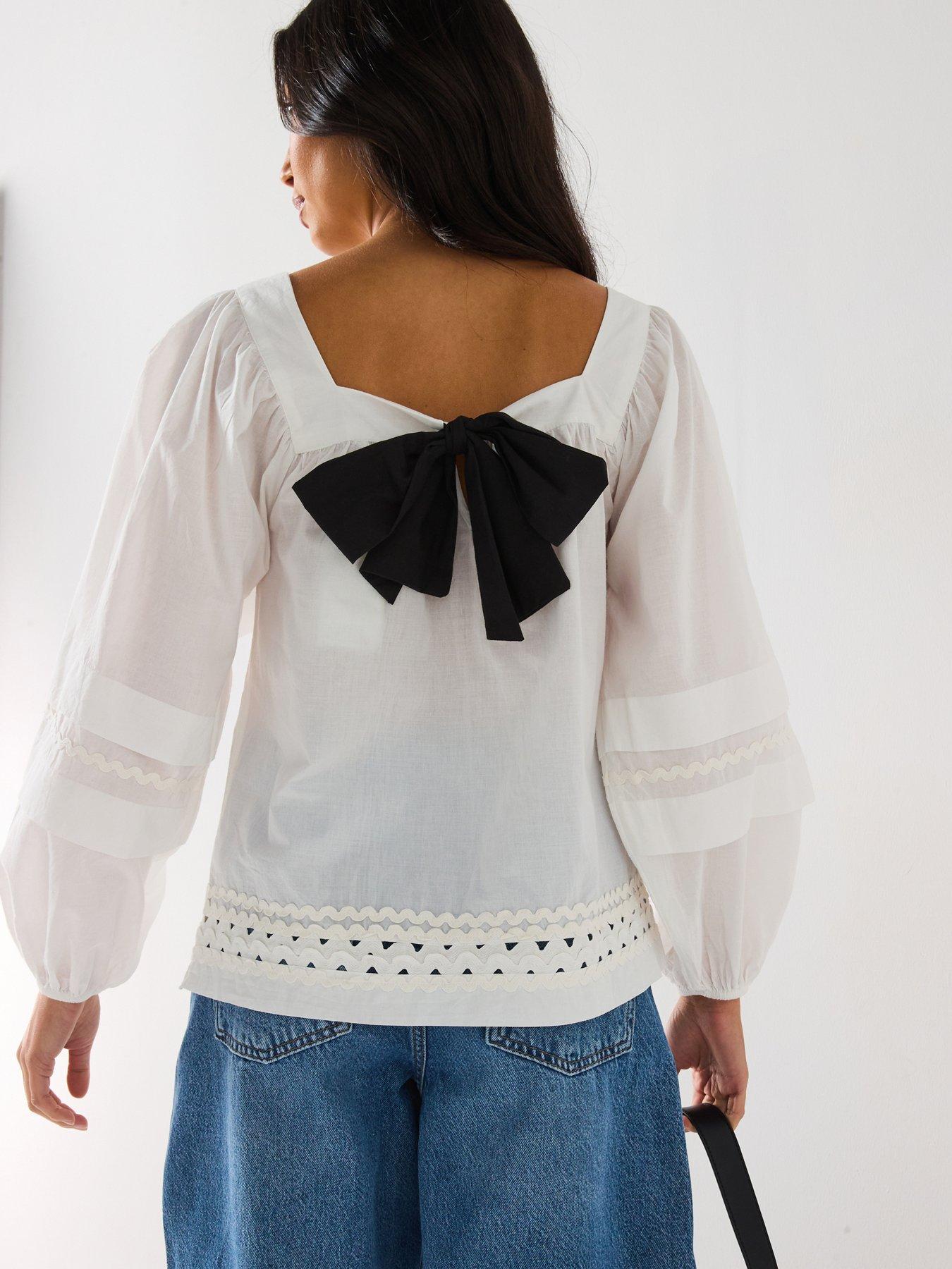 undefined Square Neck Blouson Sleeve Tie Back