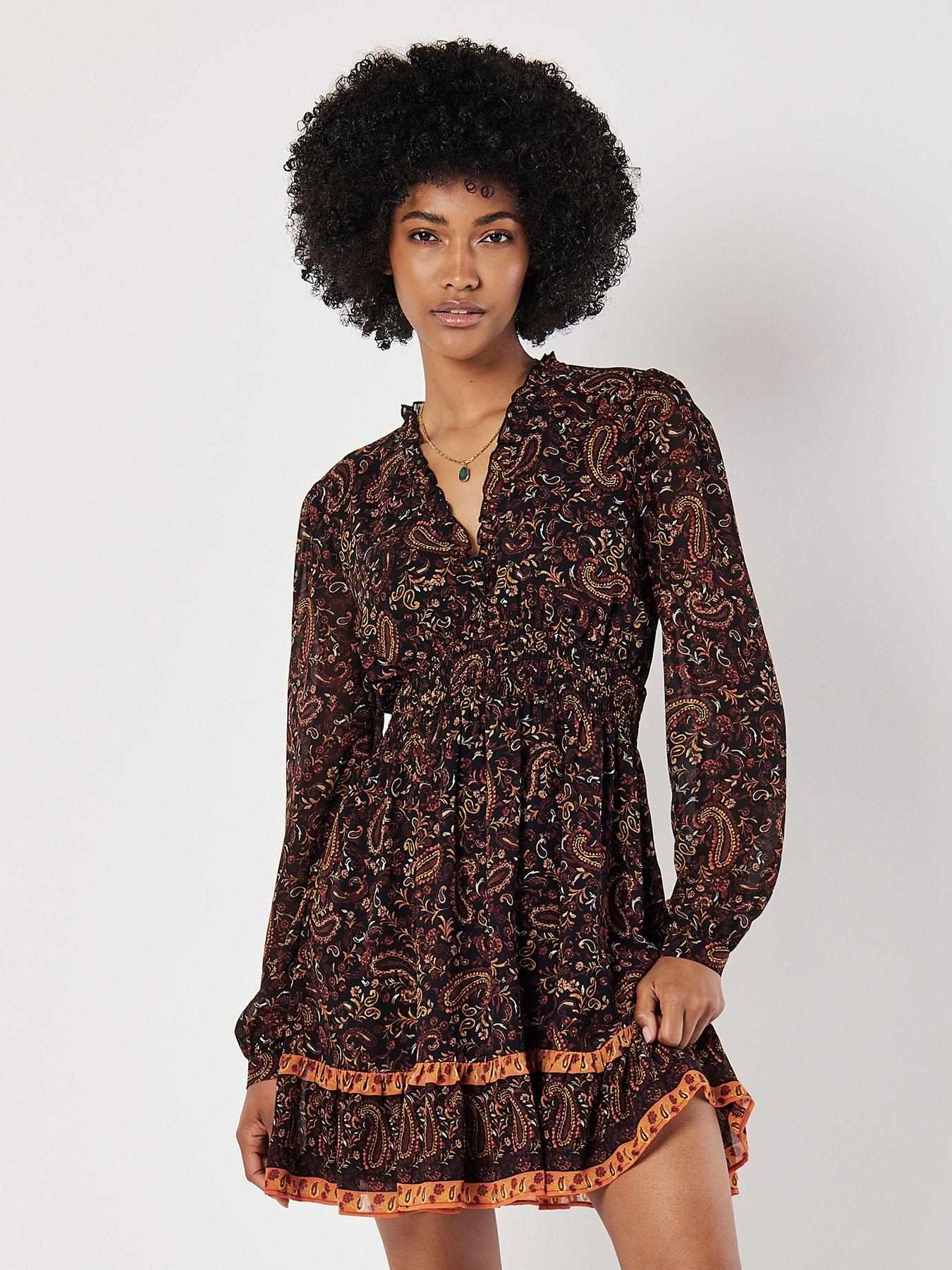 Border Print Ruffle Detail Dress