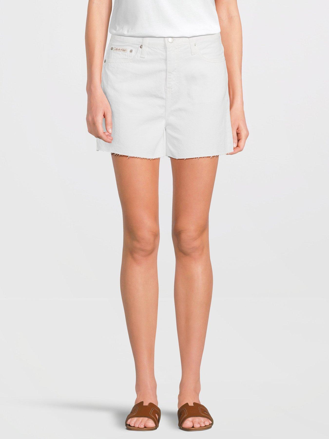 Calvin Klein Jeans Mid Rise Mom Shorts - White
