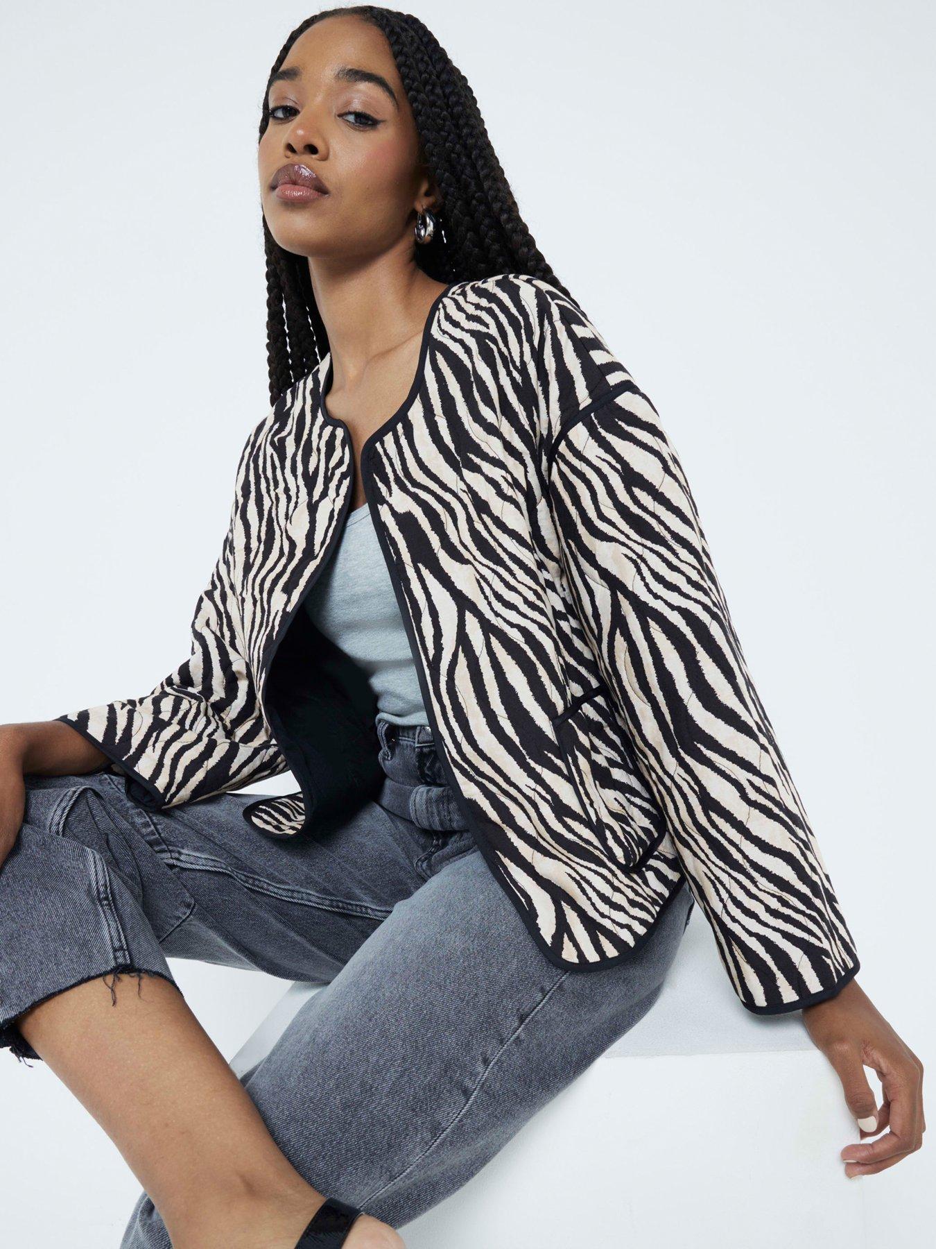 undefined Printed Zebra Quilted Jacket - Black