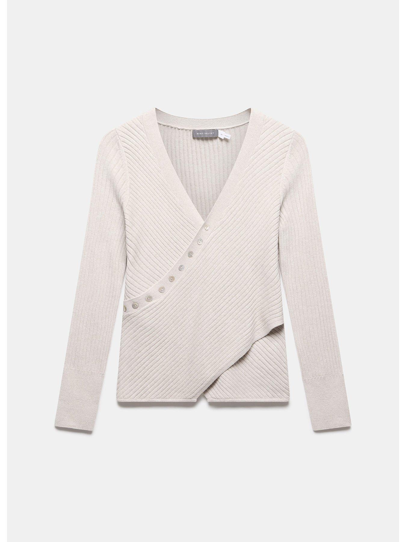 5752 Fawn V Neck Jumper