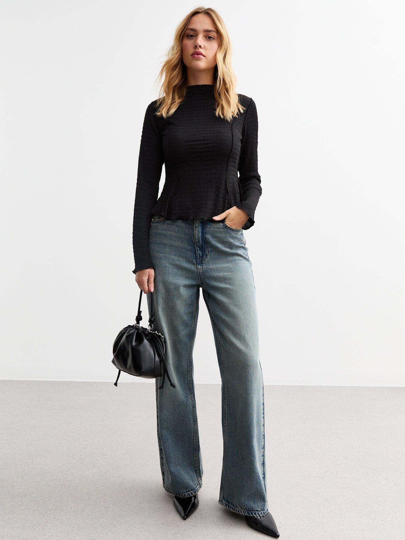 Image 3 of 4 of New Look Textured Exposed Seam Top - Black