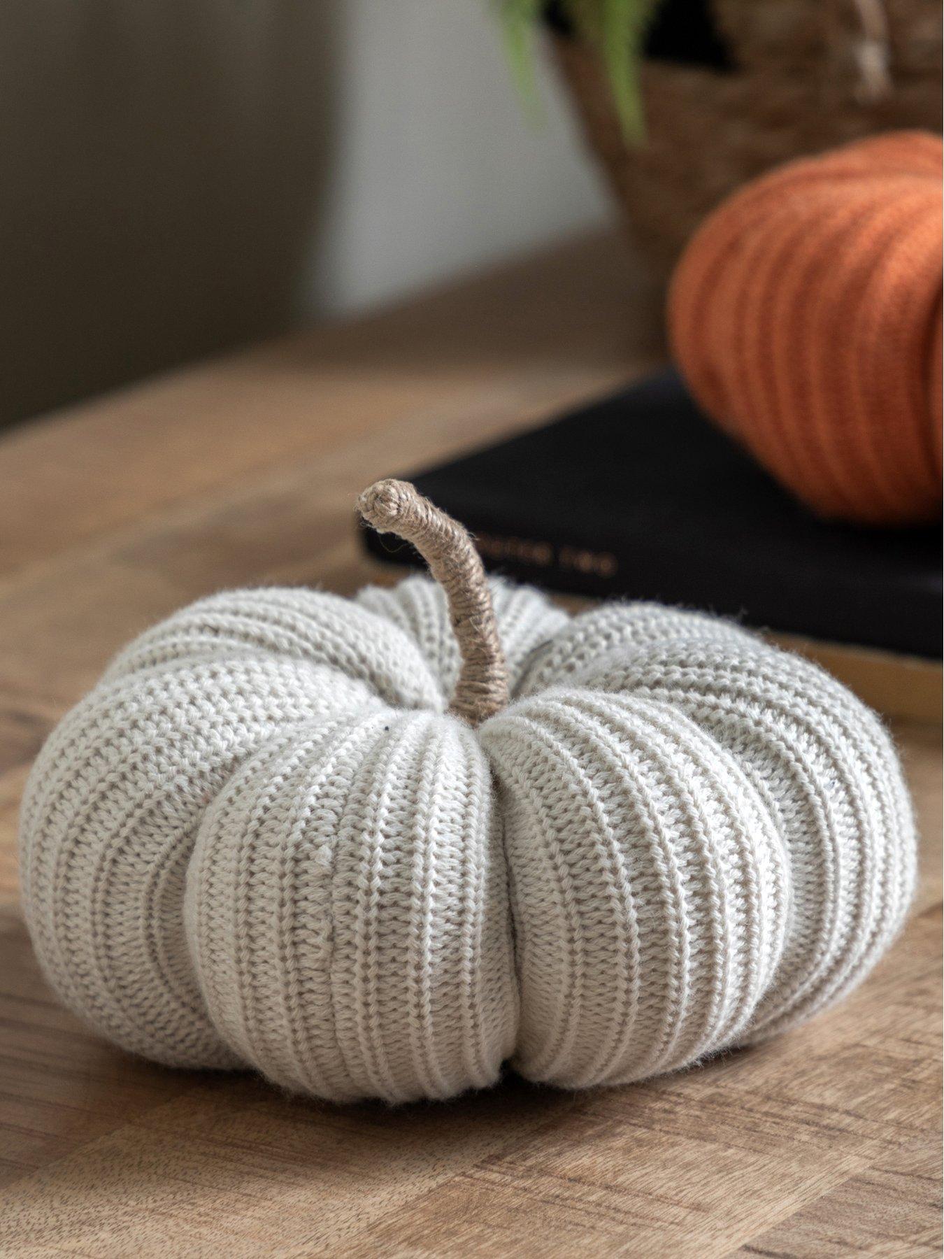 Product photograph of Gallery Knitted Pumpkin Cream 180mm from very.co.uk