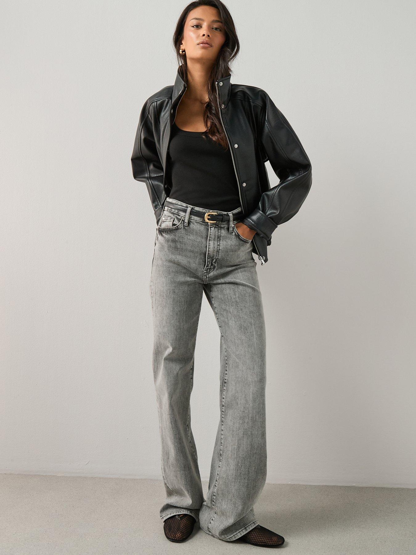 Image 3 of 6 of The Very Collection Scoop Neck Rib Vest - Black
