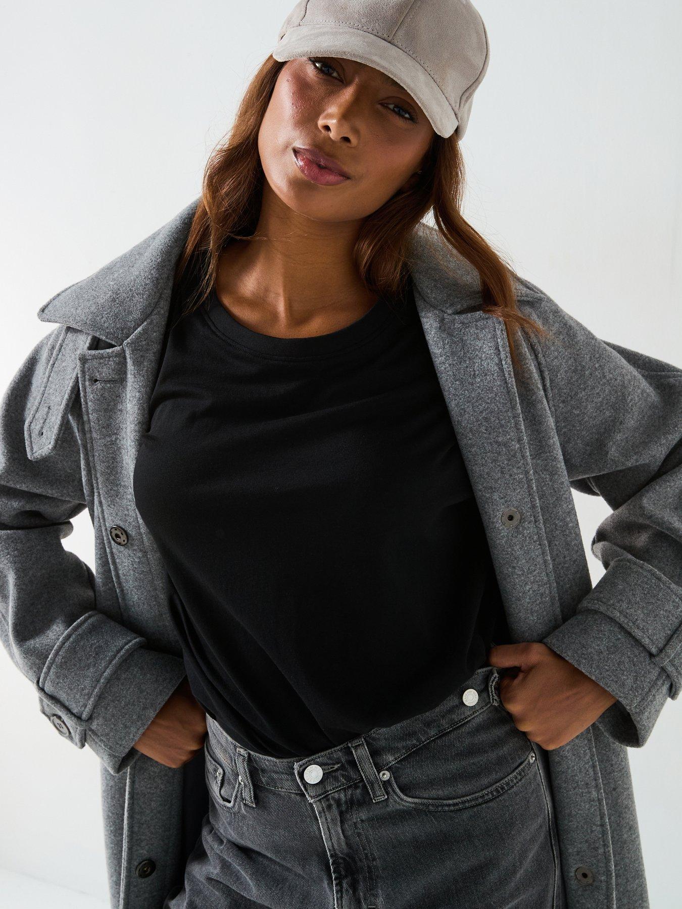 Image 5 of 6 of V by Very Essential Oversized T-shirt - Black