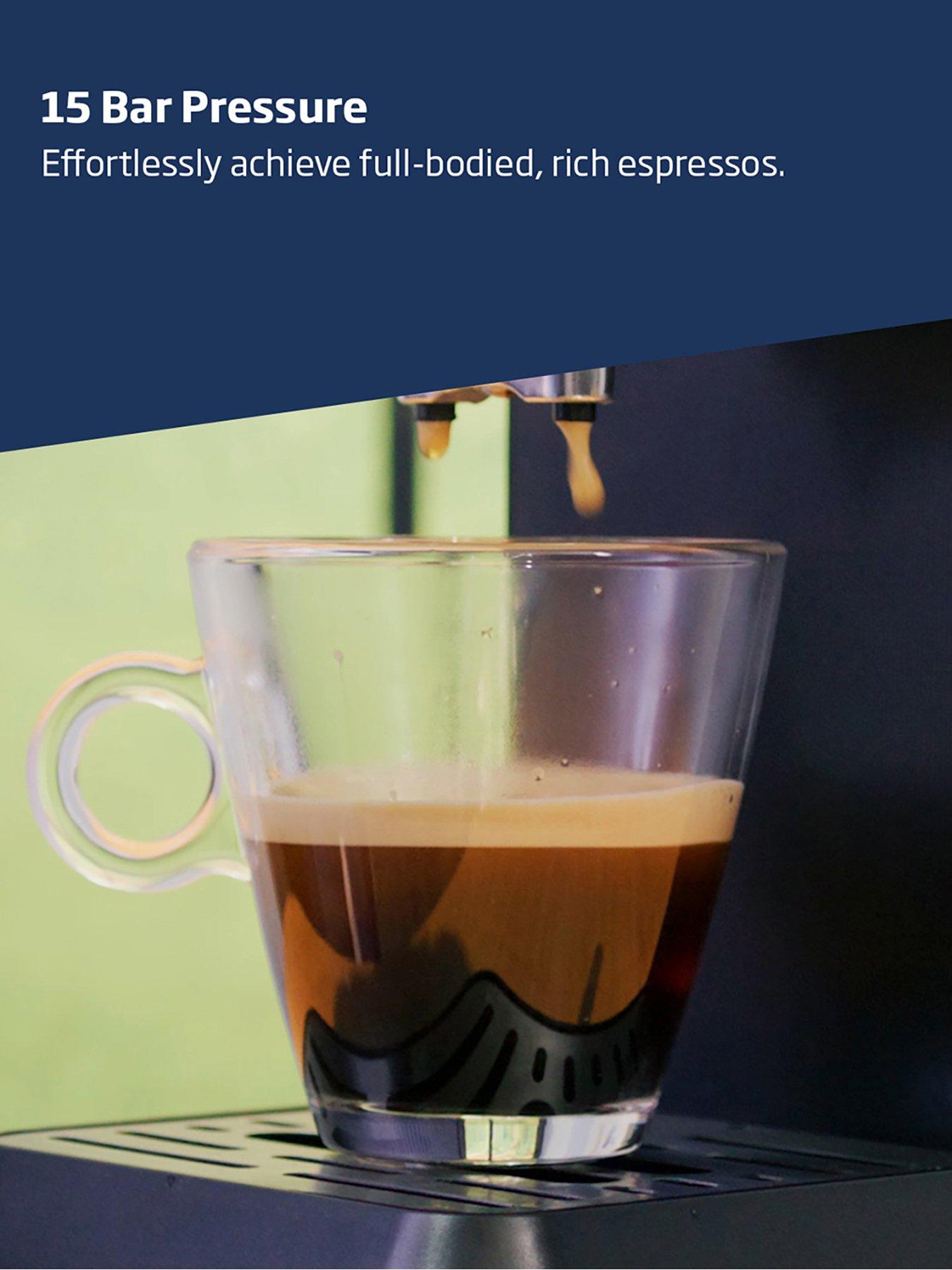 Image 5 of 7 of Beko CaffeExperto&trade; CEP5302B Espresso Coffee Machine with Steam Wand - Black