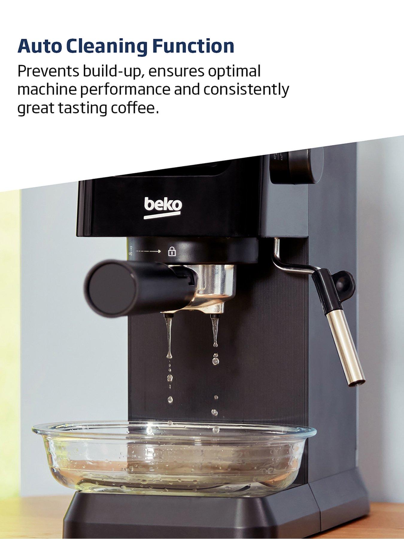 Image 6 of 7 of Beko CaffeExperto&trade; CEP5302B Espresso Coffee Machine with Steam Wand - Black