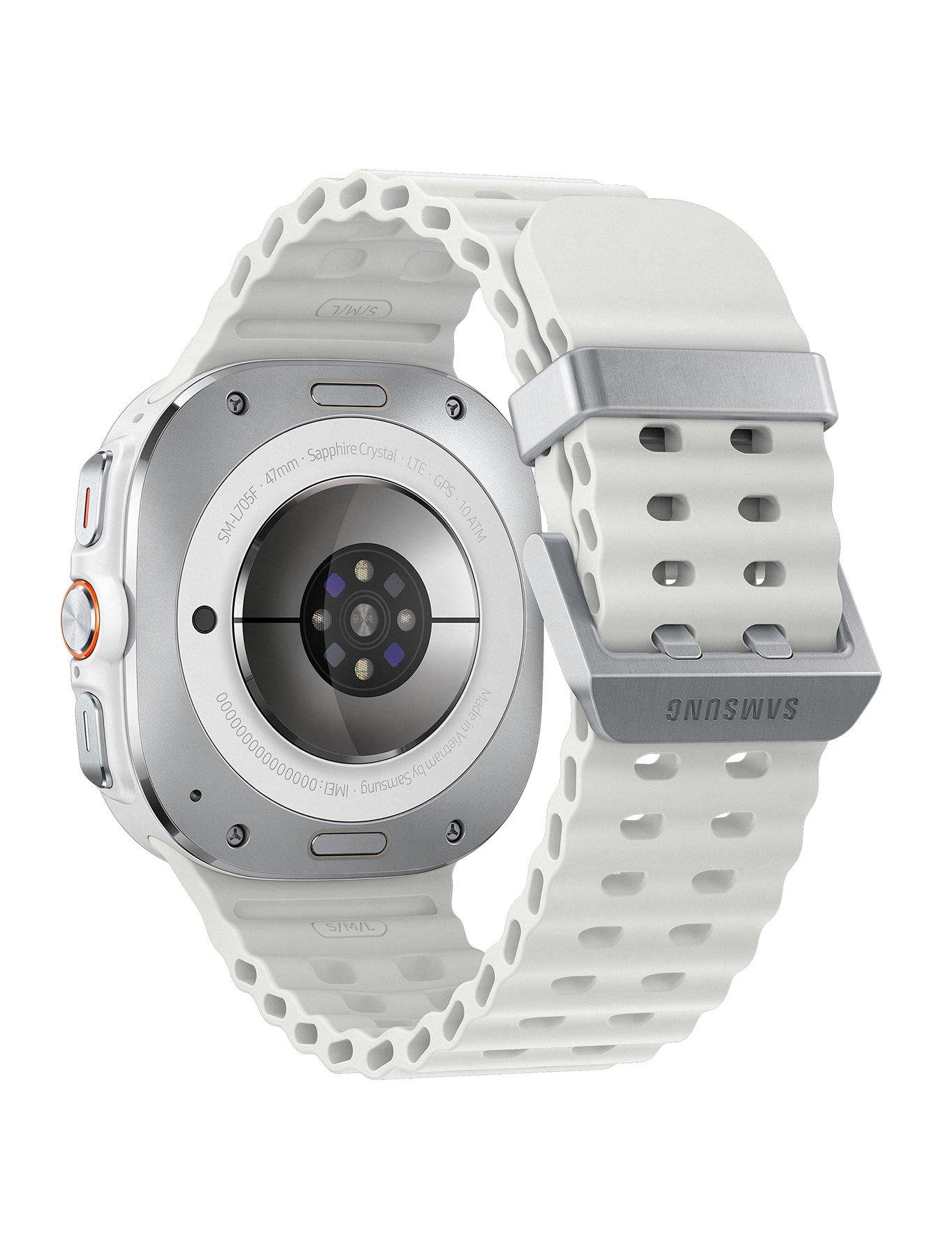 Image 2 of 8 of Samsung Galaxy Watch Ultra 47mm LTE White with Buds3Pro Silver