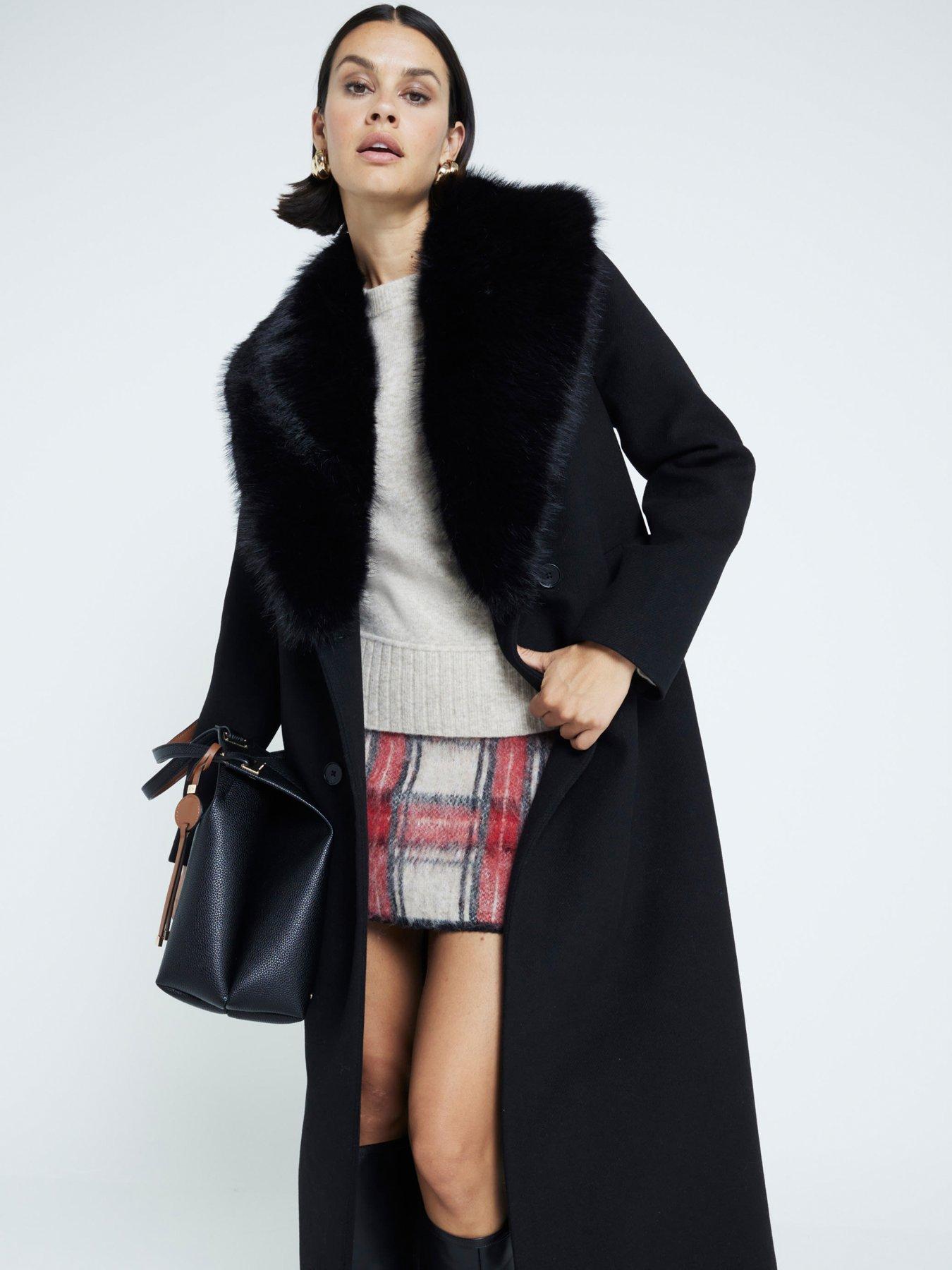 undefined Faux Fur Collar Double Breasted Coat - Black