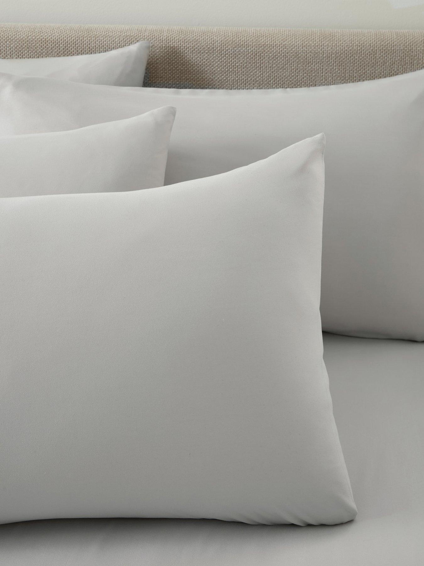Image 3 of 4 of Very Home Super Soft Easy Iron Pack of 4 Pillowcases&nbsp;