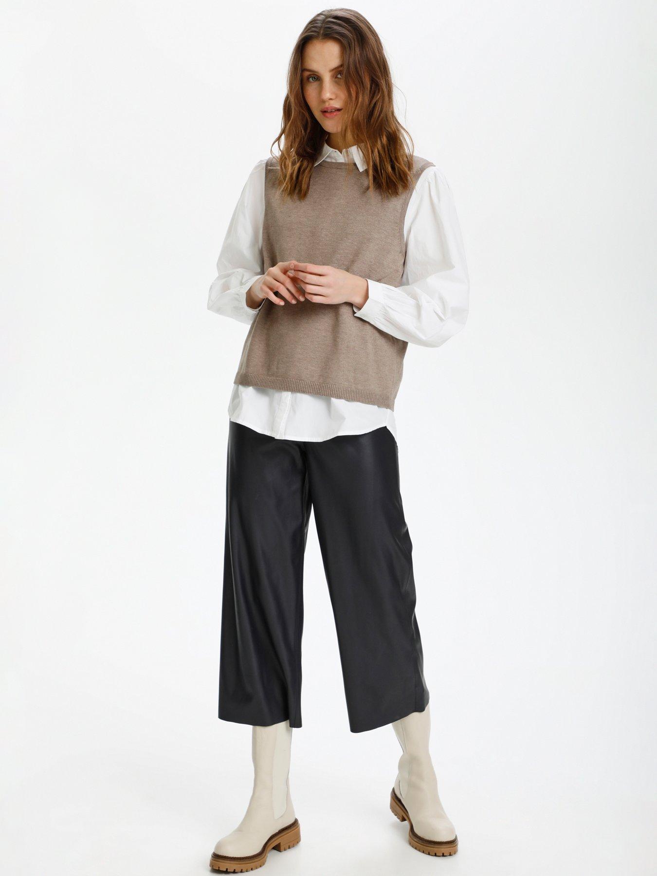 Image 3 of 5 of Saint Tropez Mila Vest - Neutral - Beige