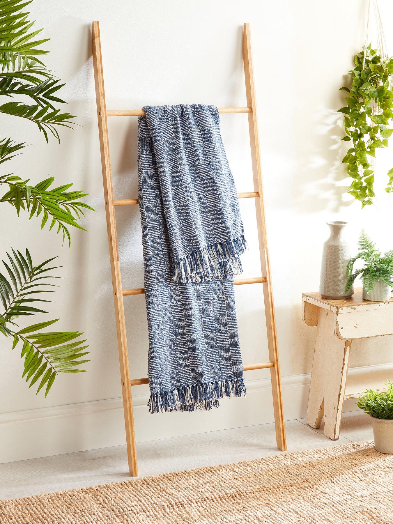 Very Home Crosshatch Throw