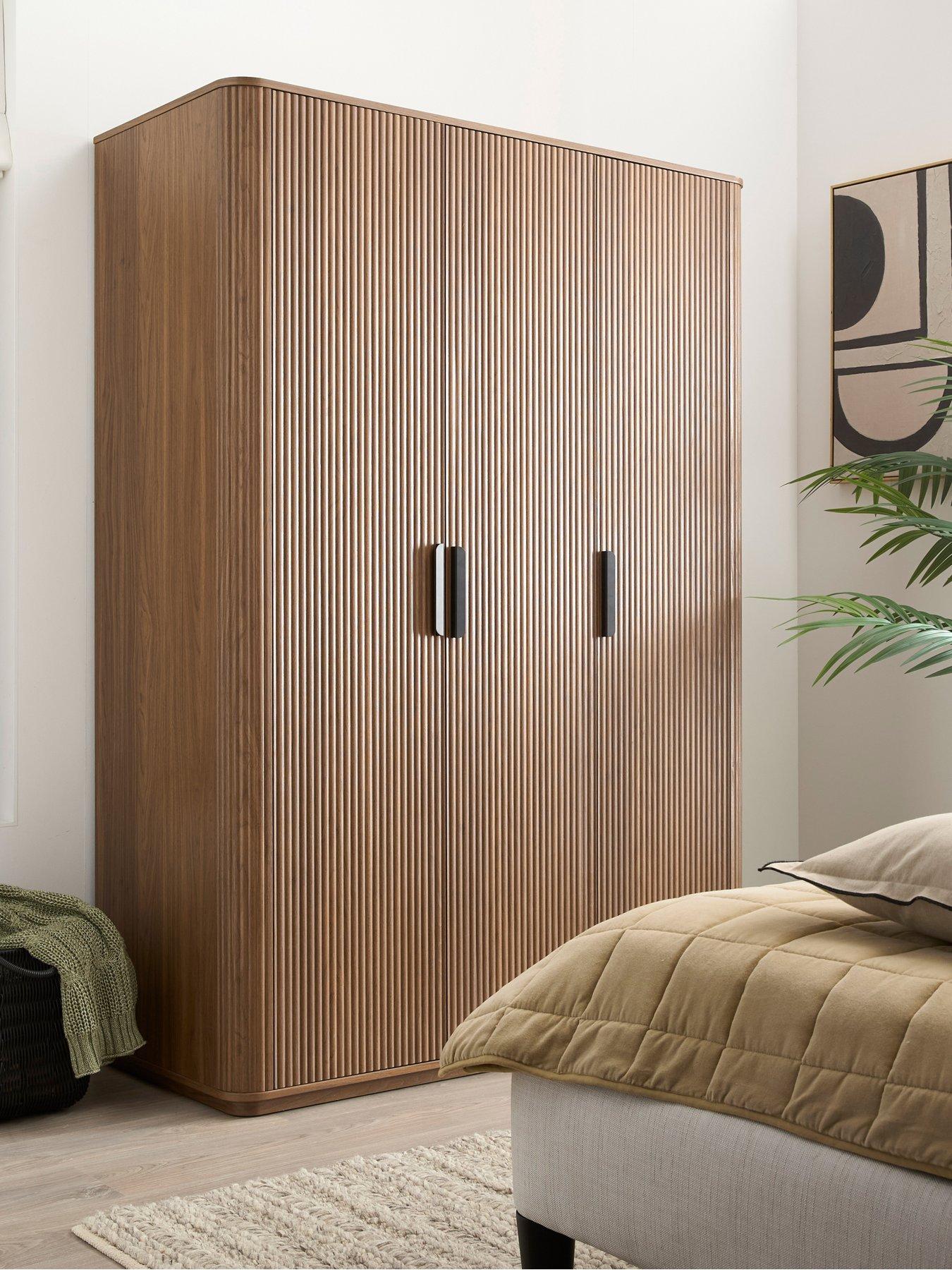 undefined Carina 3 Door Plinth Wardrobe - Mid Oak