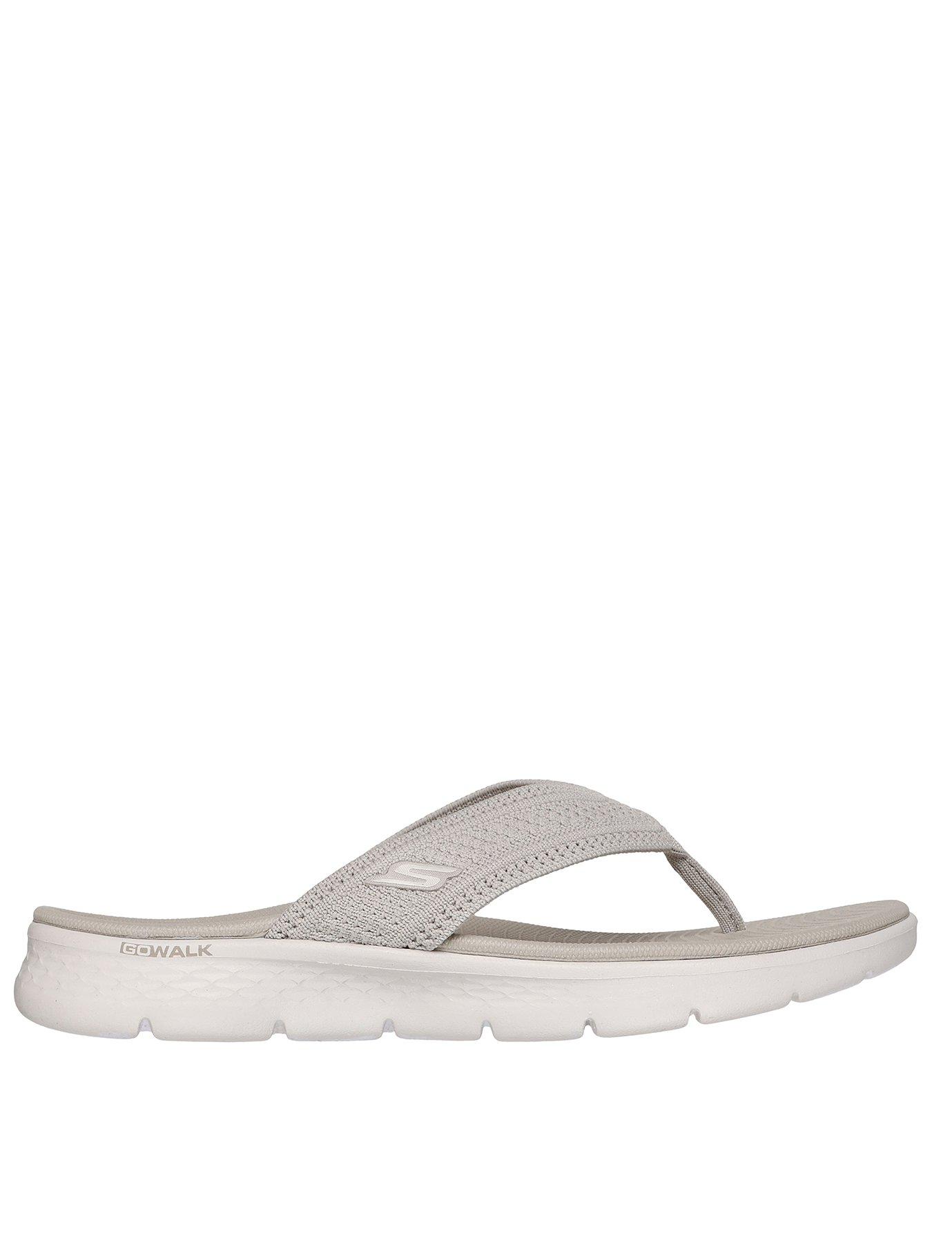 undefined Go Walk Flex Sandal Quick Dry Textured Knit 3 Point Sandal - Taupe