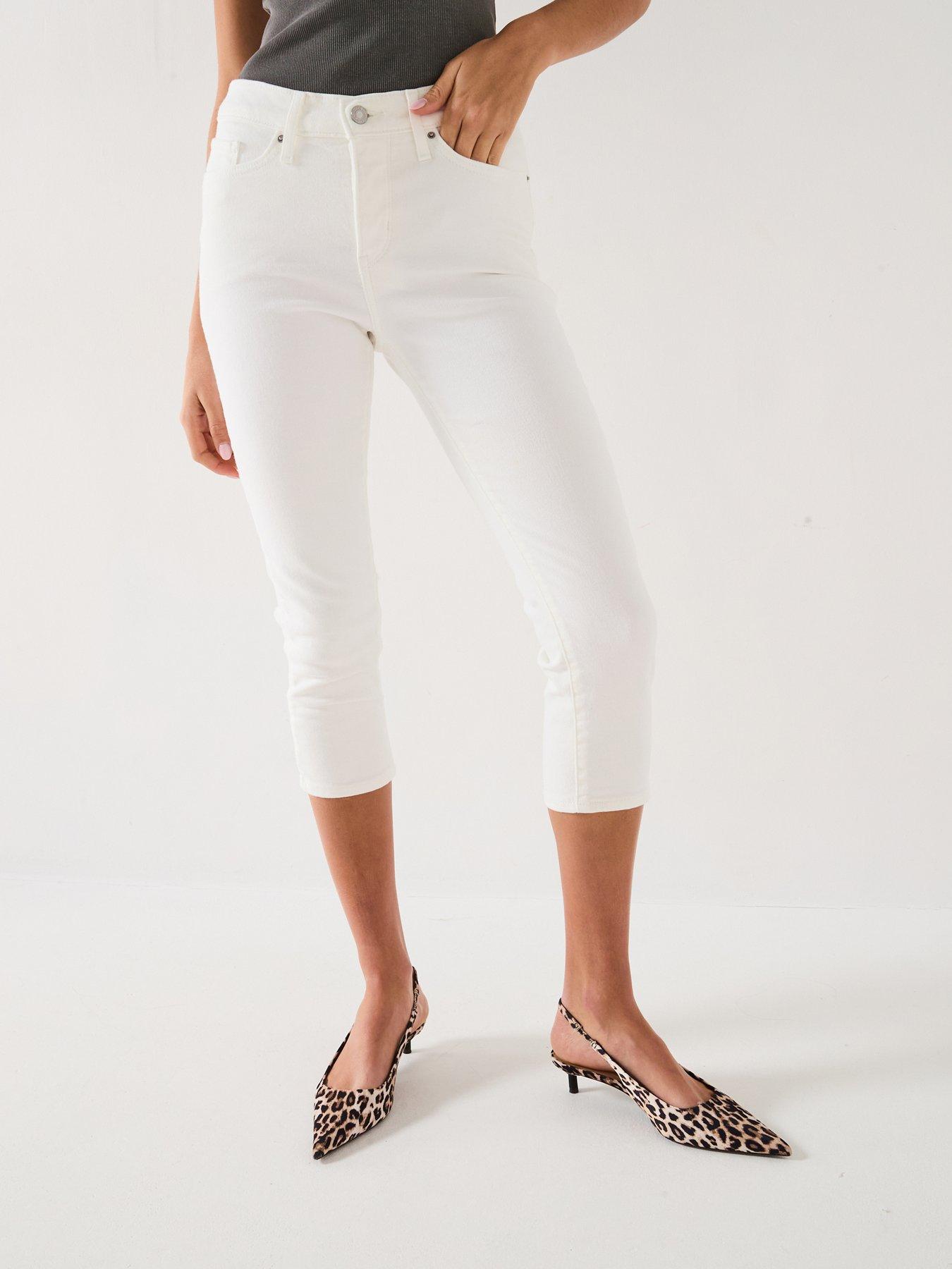 Levi's 311™ Shaping Skinny Capri Jeans Soft Clean White Very