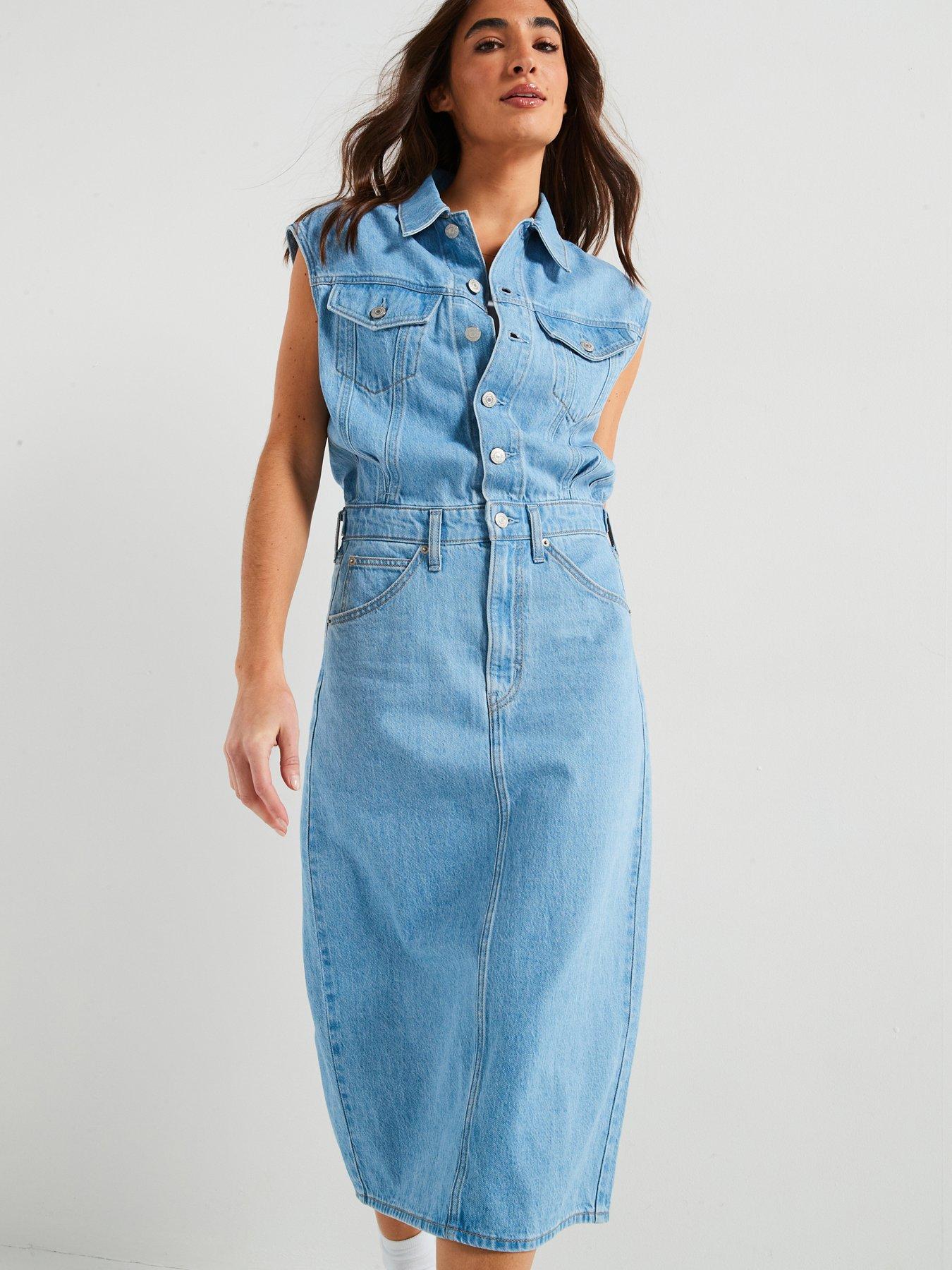 undefined Iconic Sleeveless Dress - Wrapped In Blue