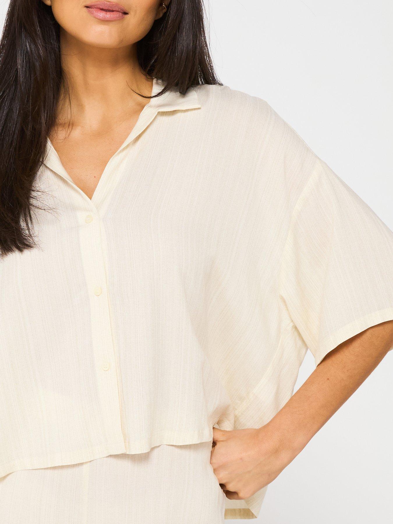 Image 4 of 6 of Calvin Klein Short Sleeve Short Pyjama Set - Beige