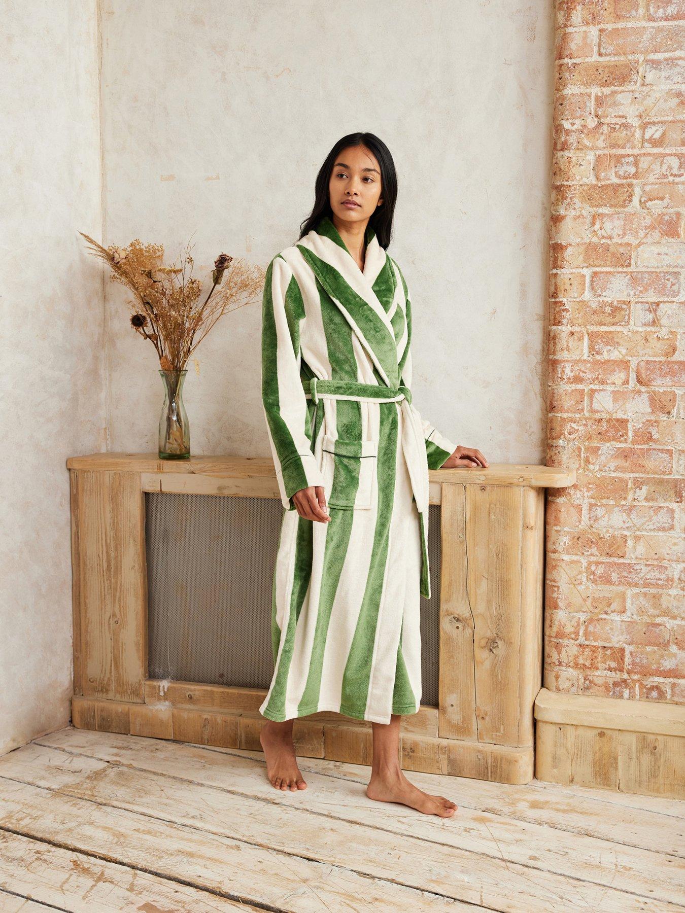 Image 3 of 4 of CHELSEA PEERS Longline Robe - Sealskin Fleece - Khaki
