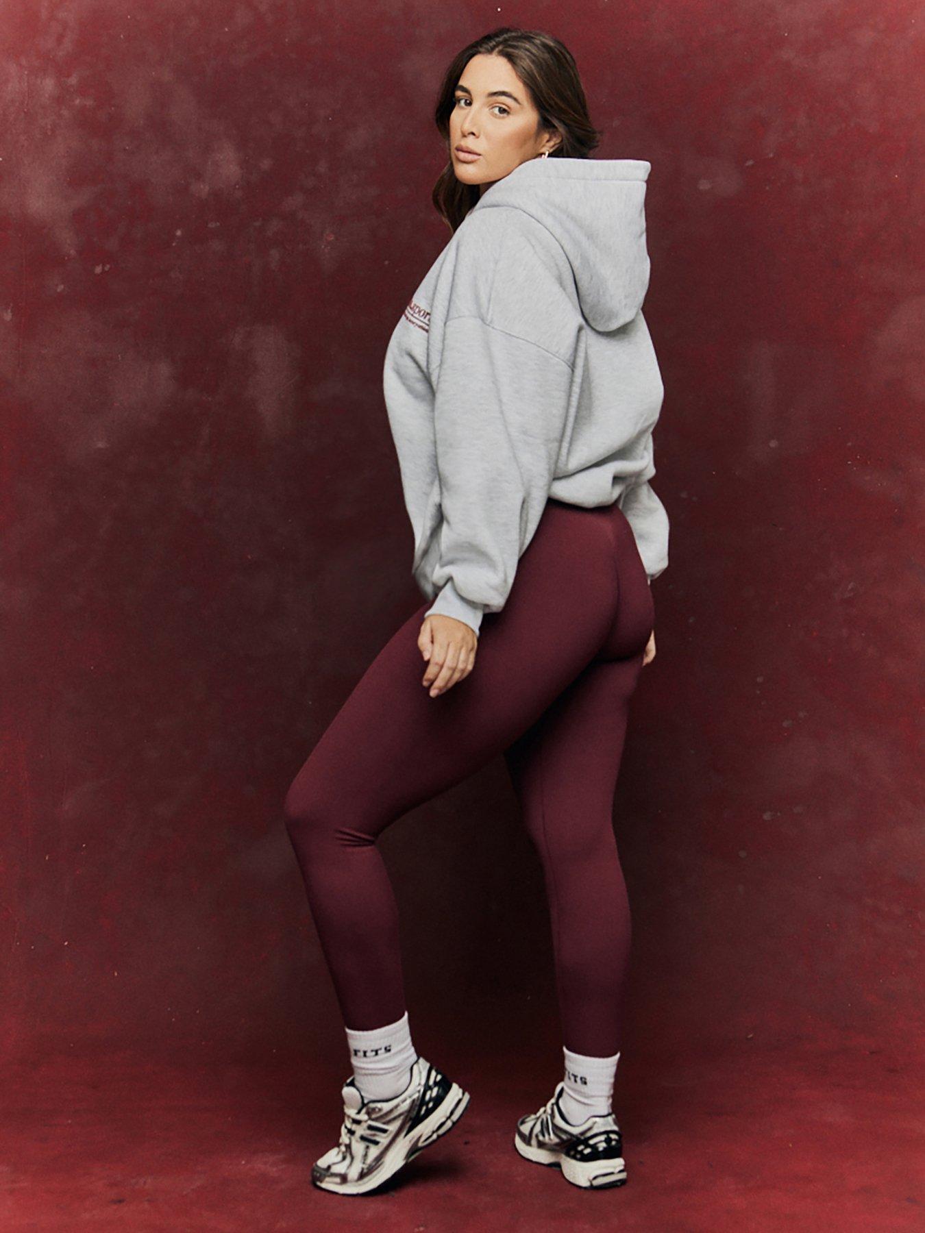 Image 4 of 4 of In The Style Seamless High Waisted Bum Scrunch Legging - Burgundy - Red