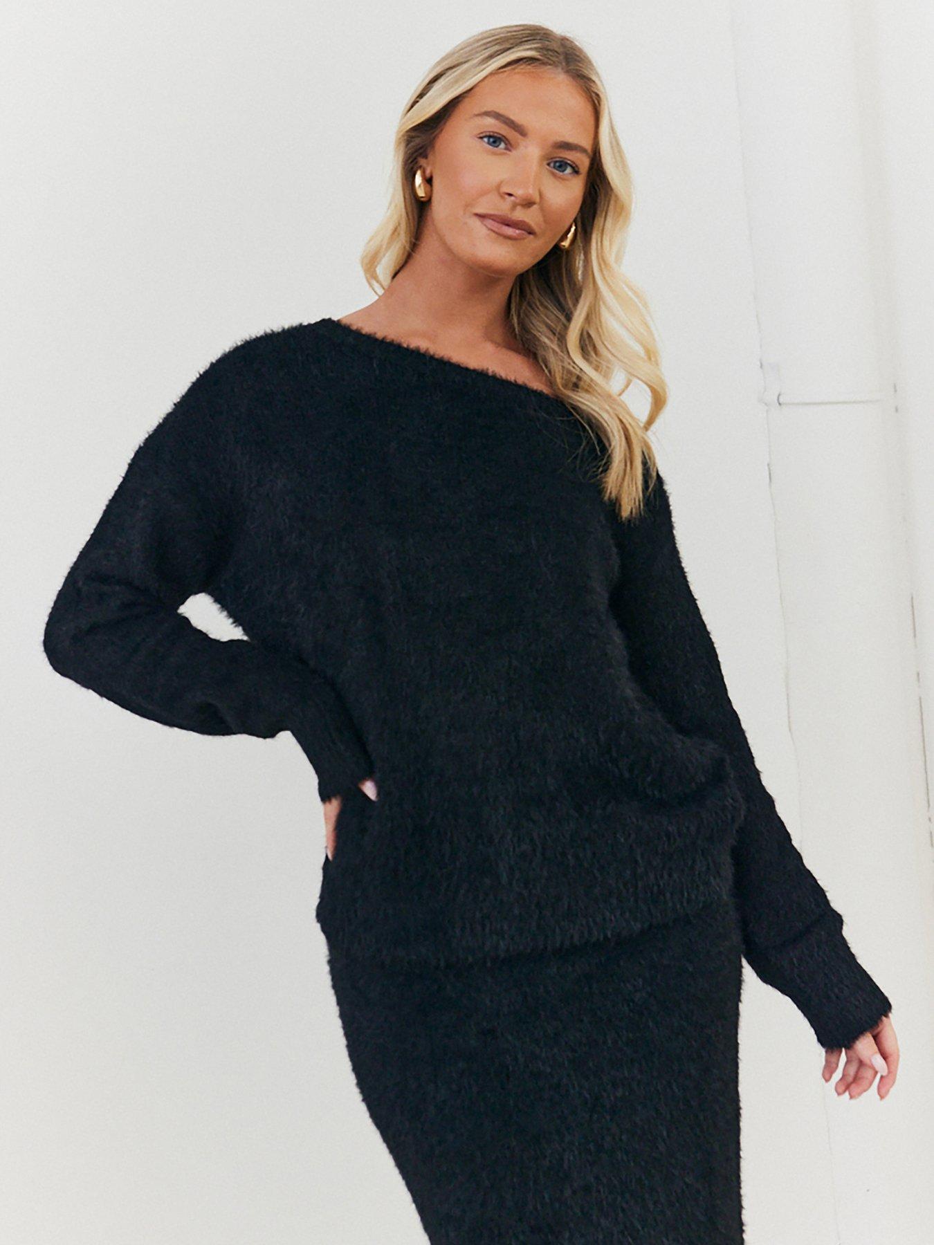 Image 2 of 4 of In The Style Fluffy Knitted Off Shoulder Co-Ord Jumper - Black