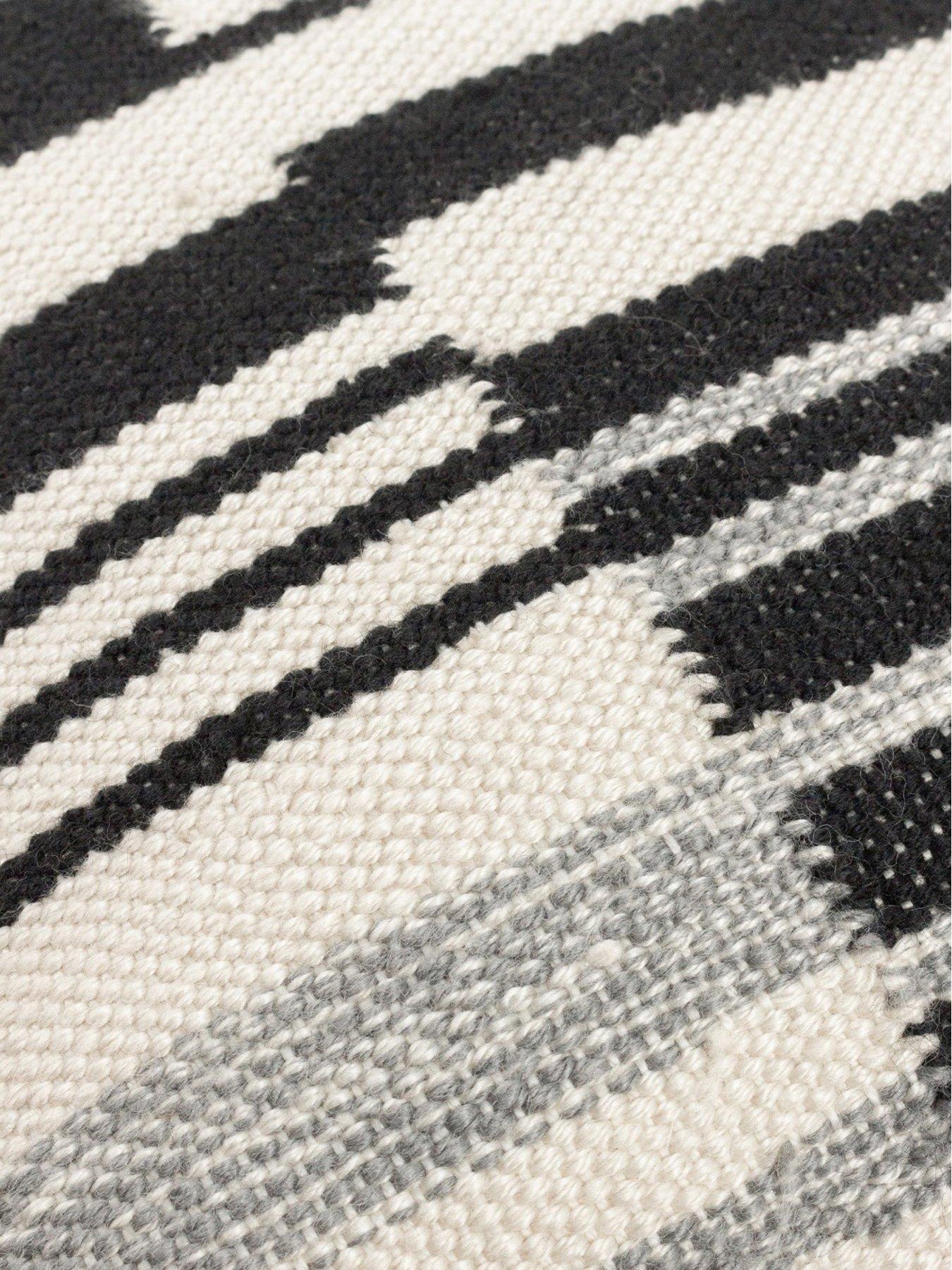 Image 4 of 4 of Yard Torode Cushion