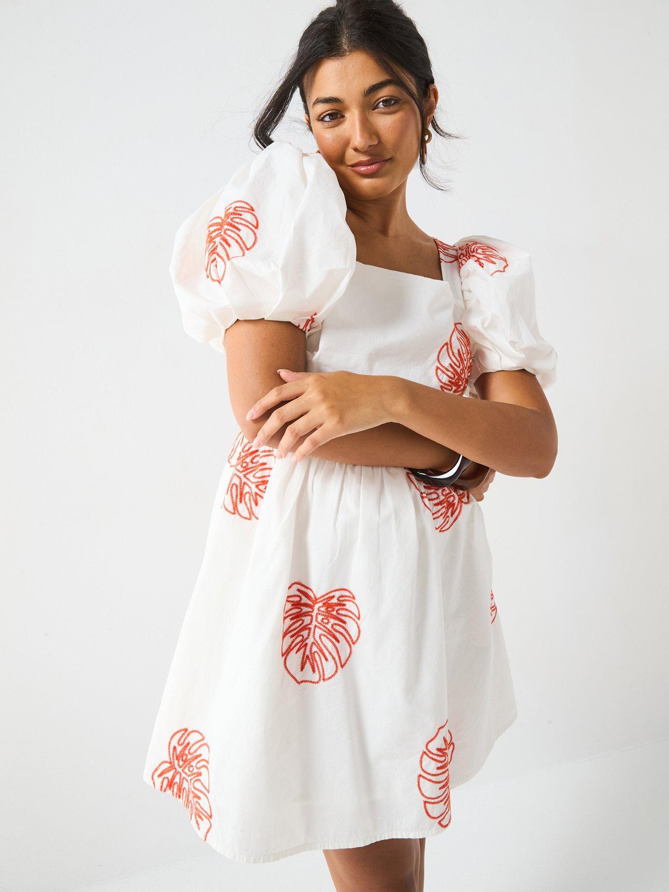undefined Palm Leaf Embroidered Puff Sleeve Mini Dress - White