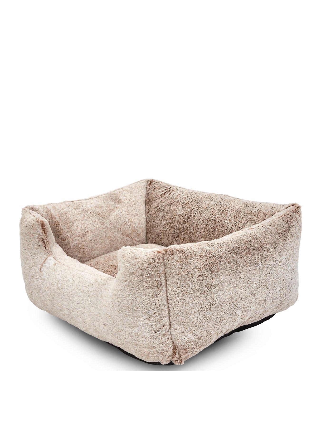 Image 2 of 3 of Bunty Arctic Pet bed - Taupe