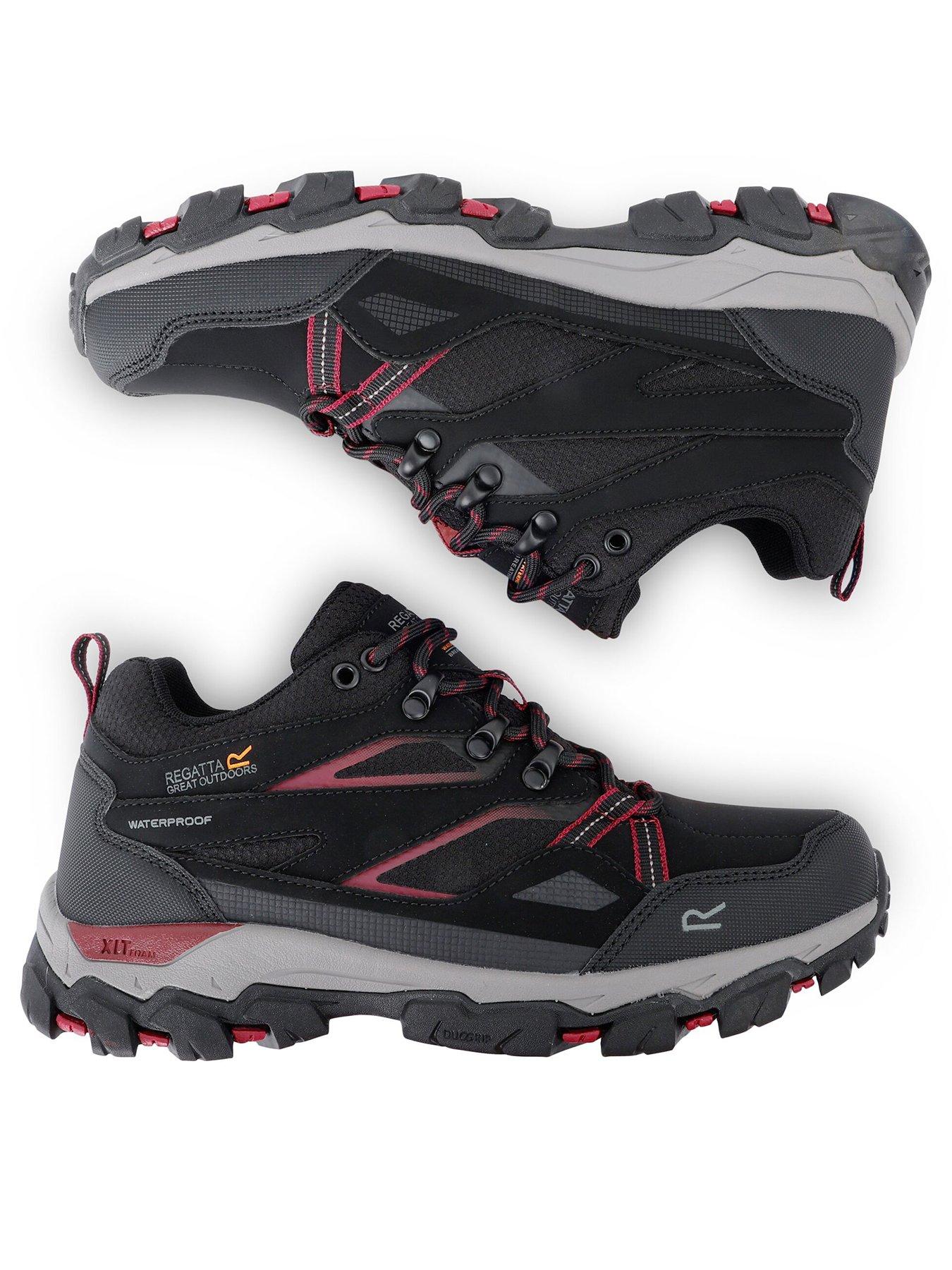 Image 3 of 7 of Regatta Womens Lady Holcombe Low Waterproof Walking Shoe -black