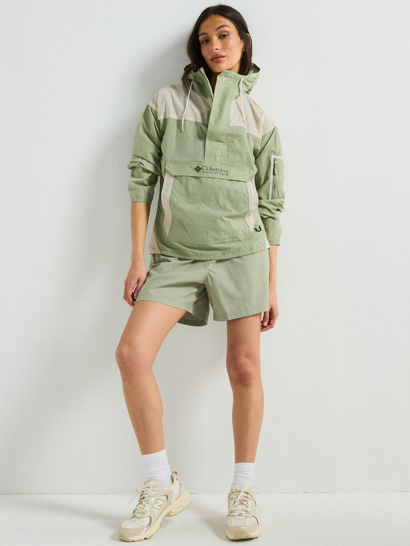 Image 3 of 6 of Columbia Women's Bluevista Hill Short - Green