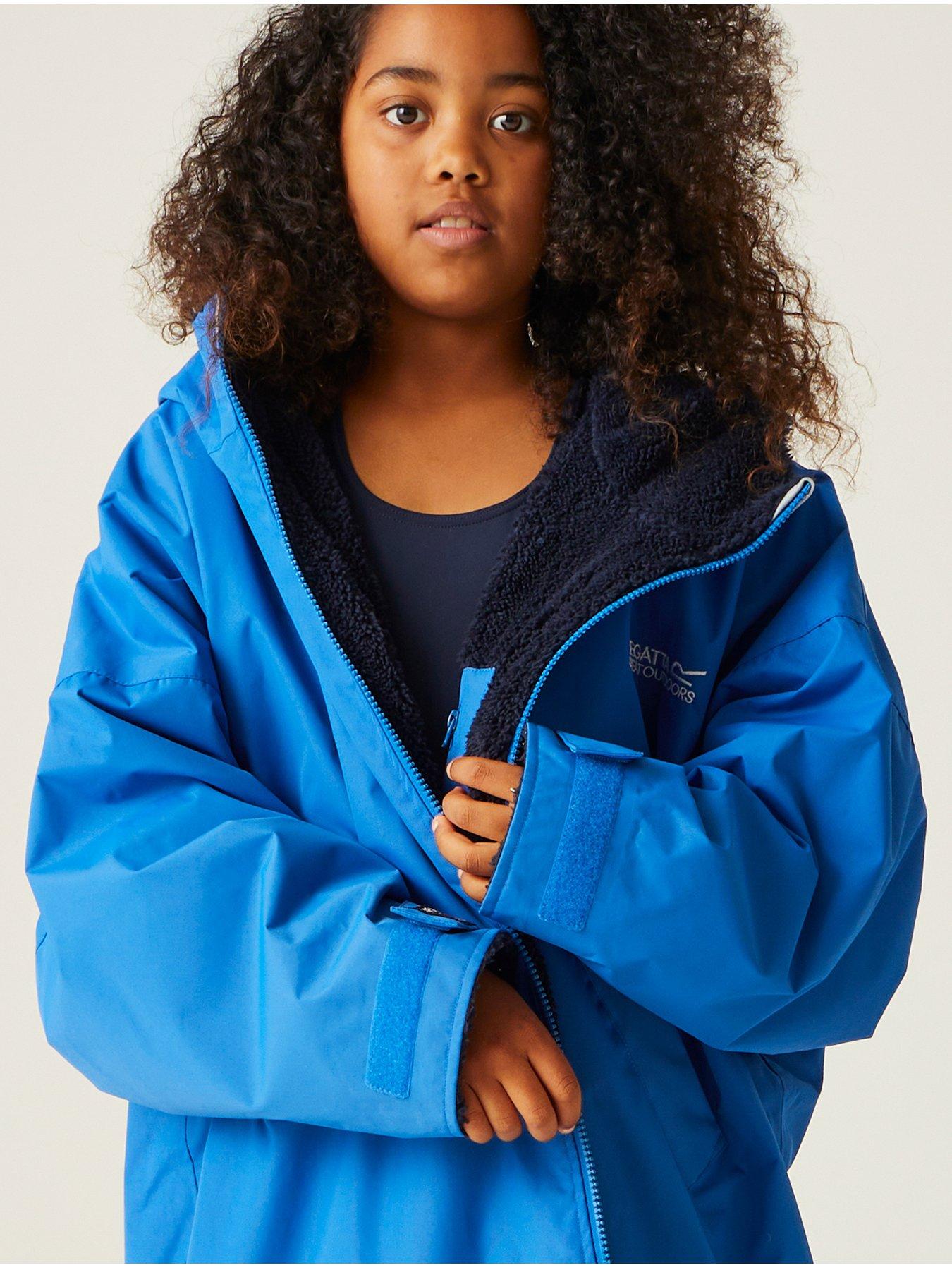 Image 3 of 7 of Regatta Junior Kids Waterproof Changing Robe - Blue
