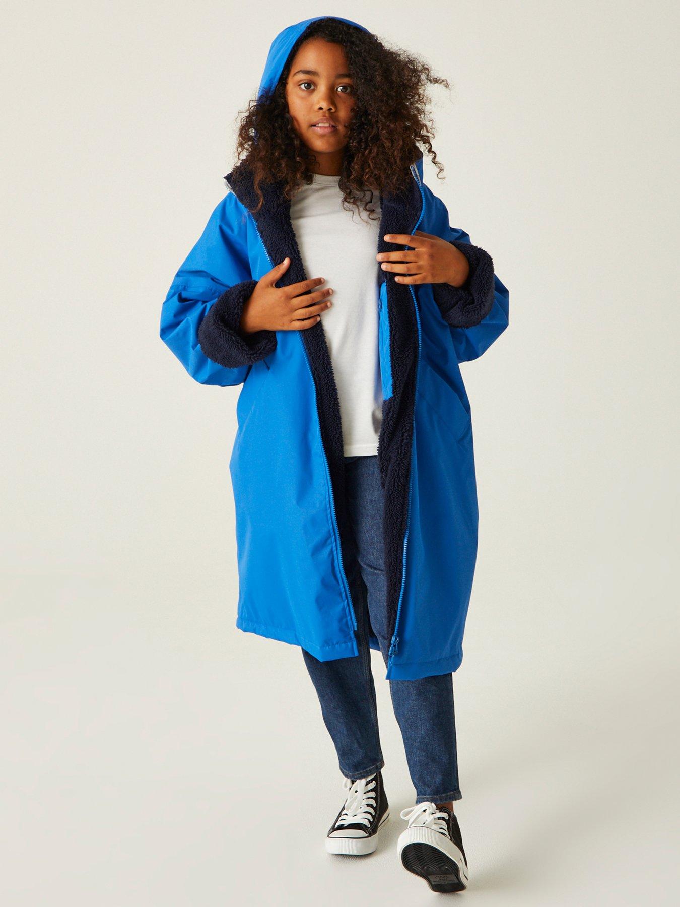 Image 6 of 7 of Regatta Junior Kids Waterproof Changing Robe - Blue