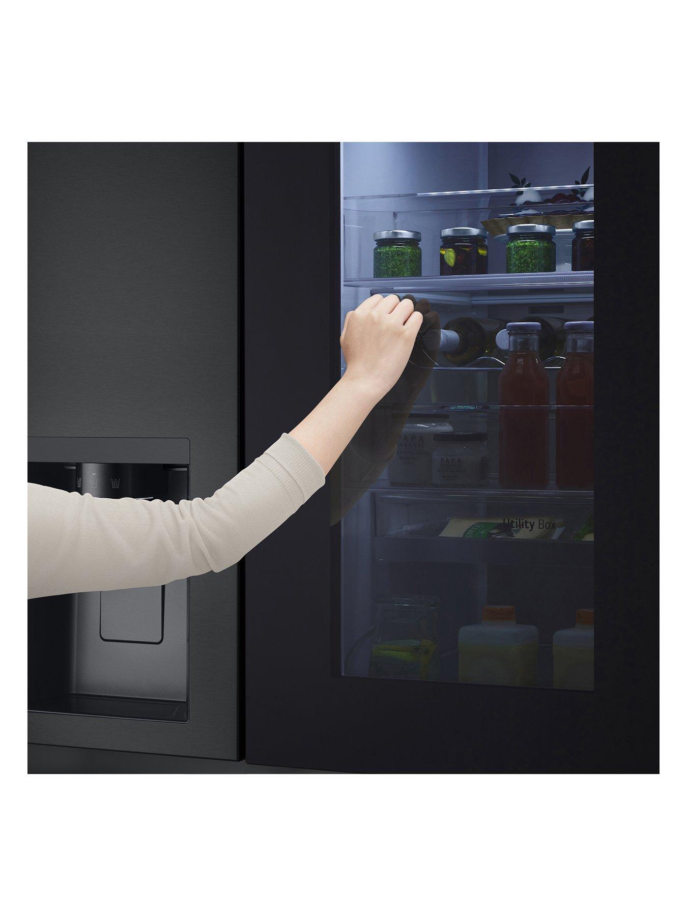 Image 3 of 6 of LG InstaView GSXE91EVAD 628L Smart Inverter American-Style Fridge Freezer - Black Steel