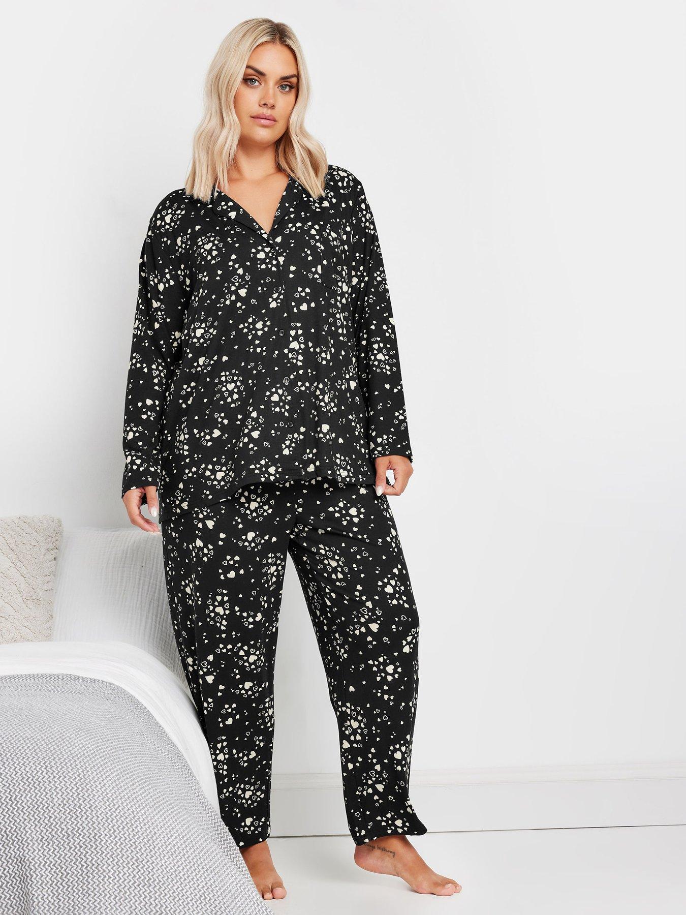 Image 3 of 4 of Yours Curve Soft Touch Drawn Heart Pj Set - Black